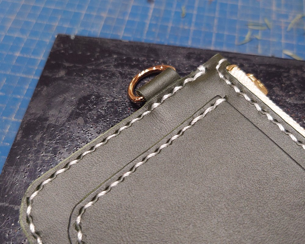 レザークラフトの基本の縫い方【サドルステッチ（平縫い）】①