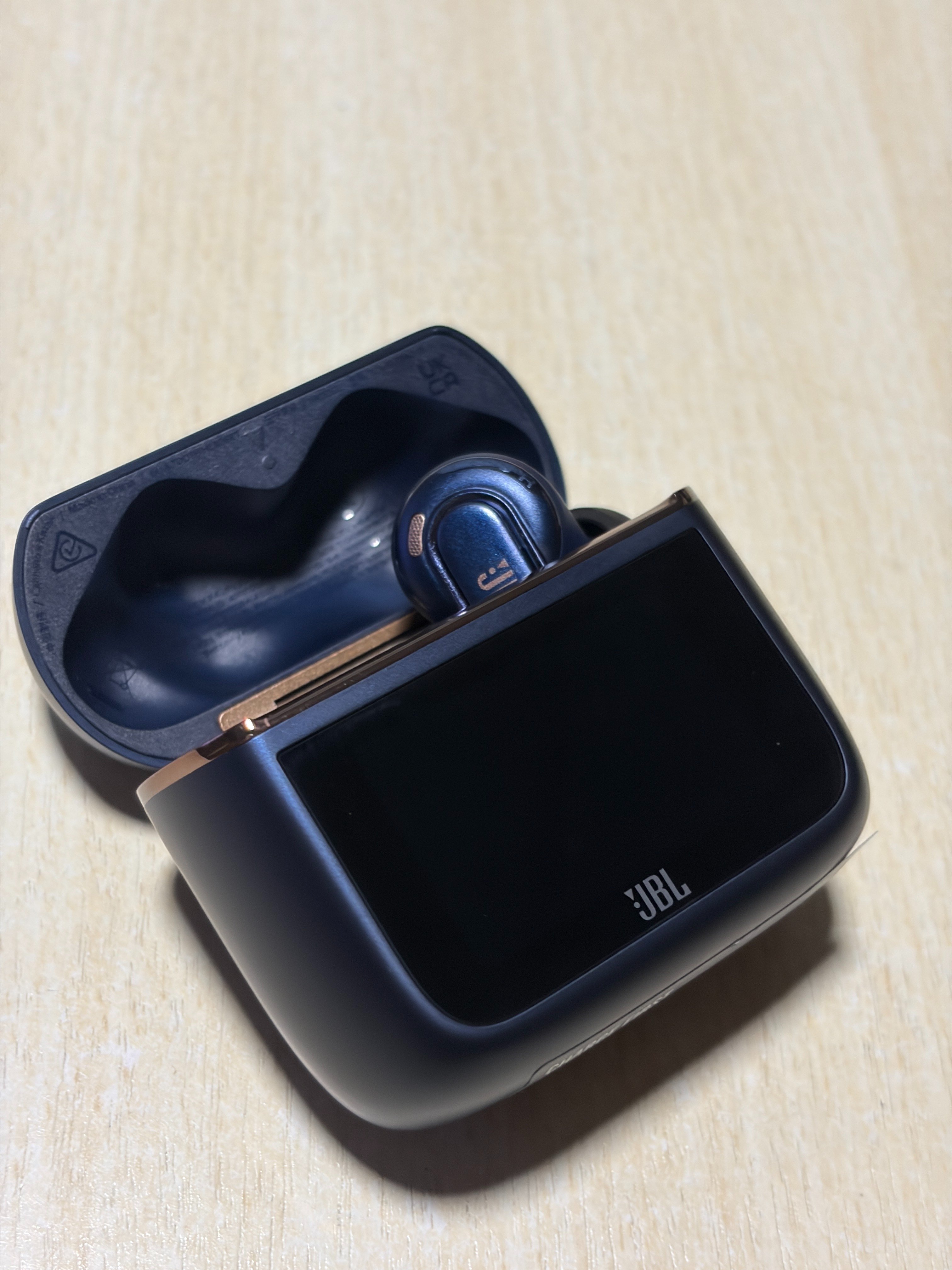 JBL TOUR PRO 3 をBOSEの最新ワイヤレスイヤホンと比較してレビュー