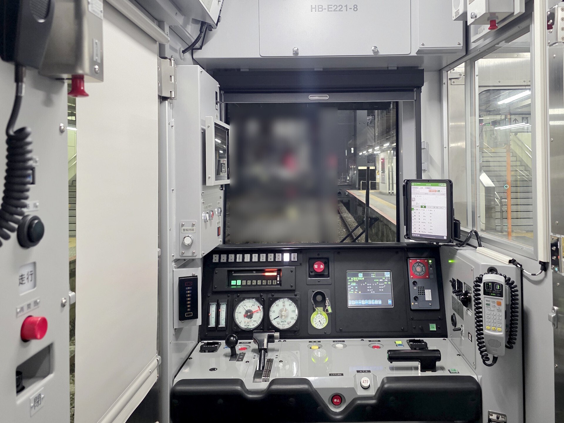 八高線の非電化区間に「発電機付き電車」が投入されました｜せう