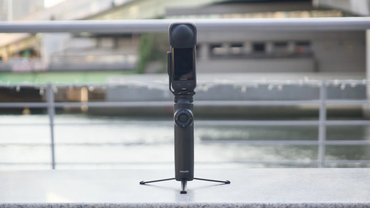 Insta360 X5に新しく追加されたアクセサリー、フリーフレーム自撮り棒