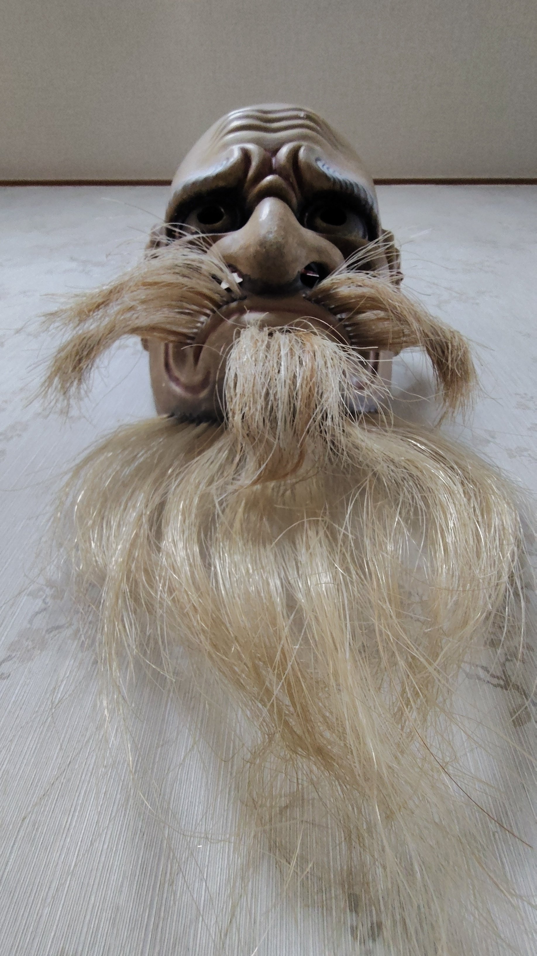 檜の角材を使って能面を作る｜ベイちゃん