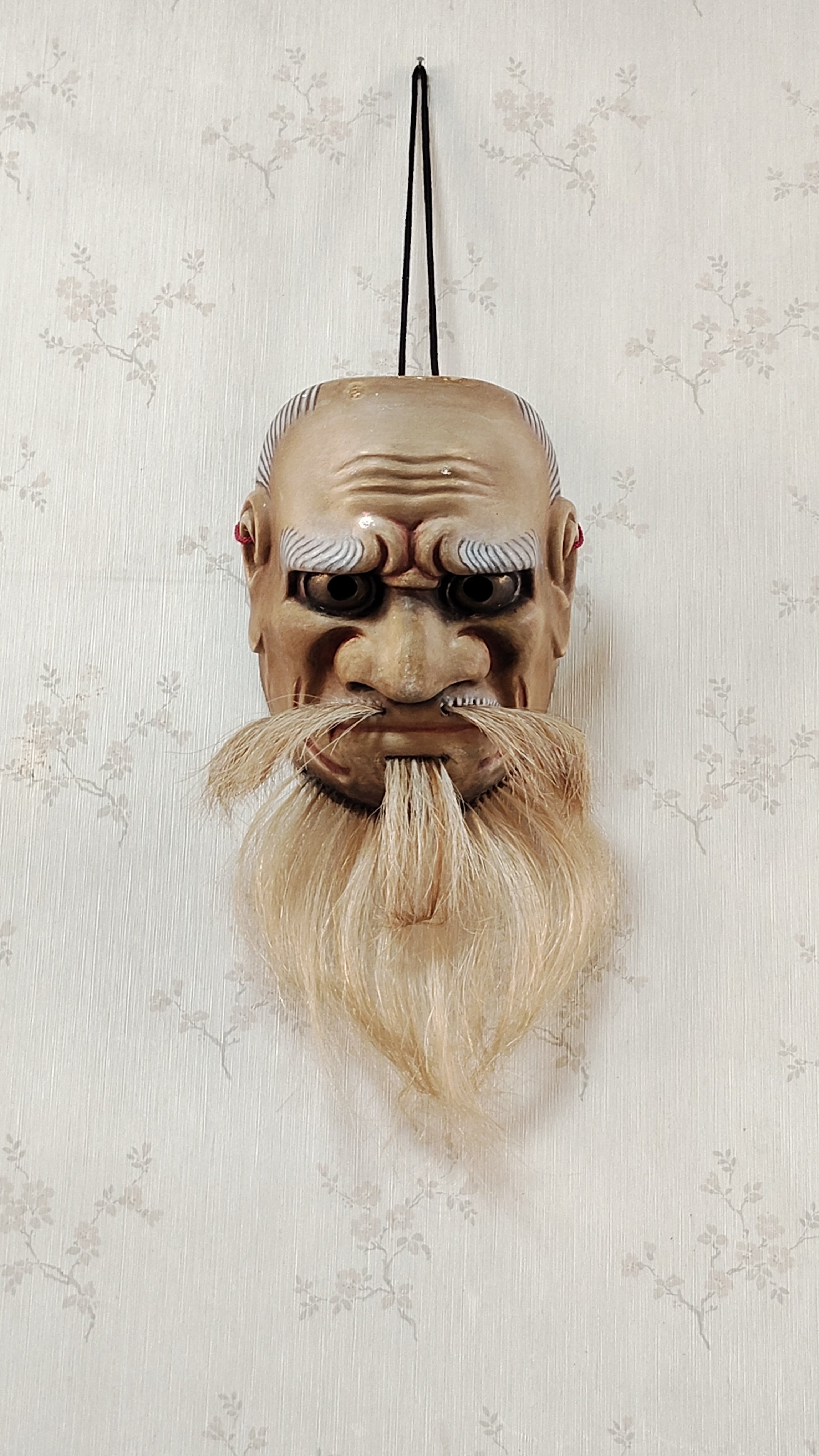 檜の角材を使って能面を作る｜ベイちゃん