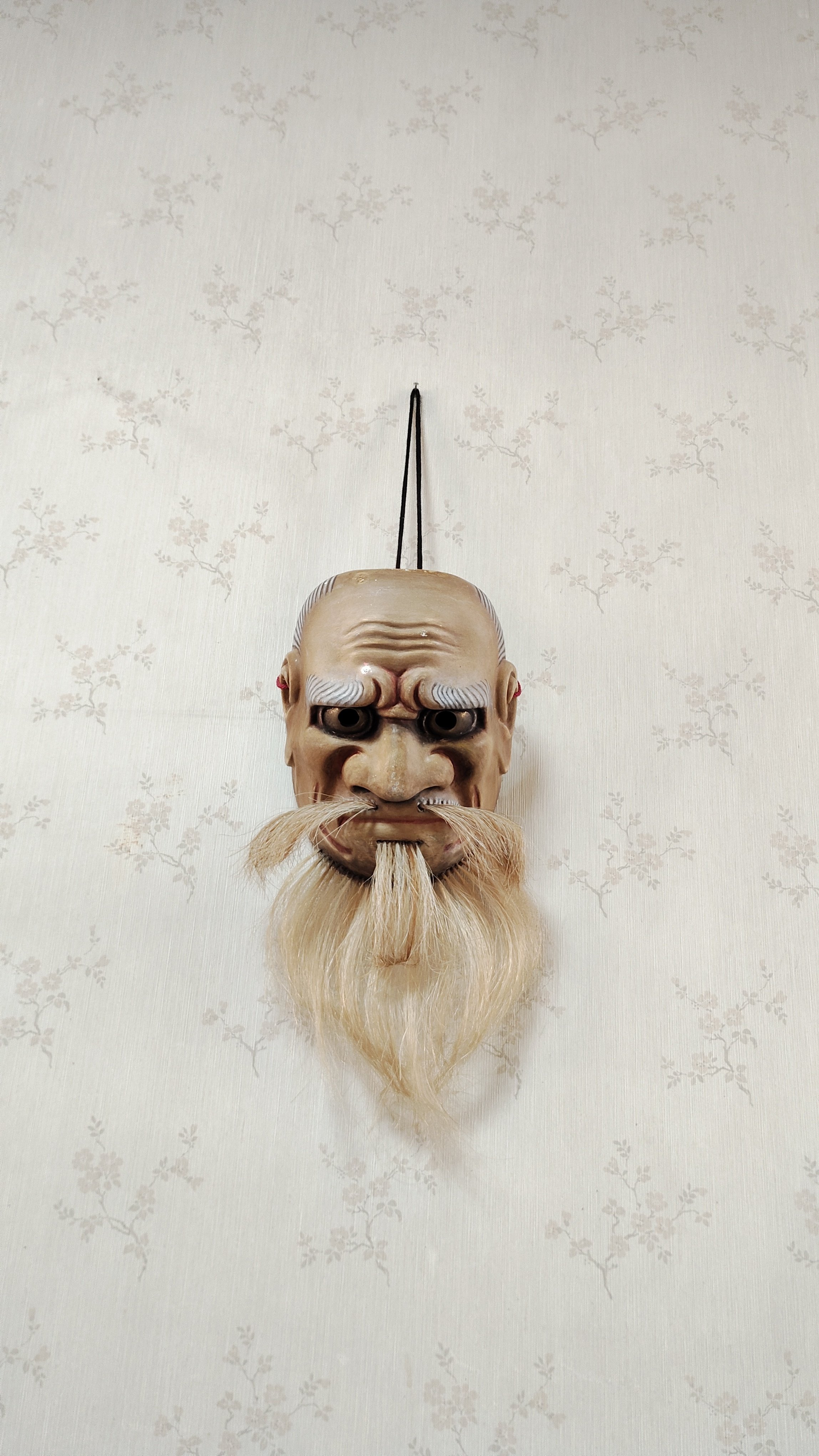 檜の角材を使って能面を作る｜ベイちゃん