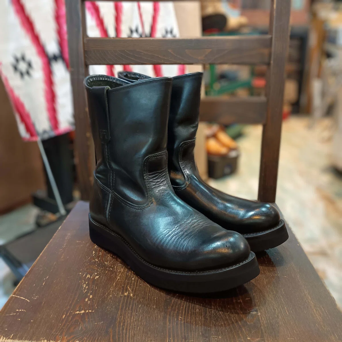Resole/ソールカスタム】Red Wing#8169 PECOS+vibram#2021｜CREA 