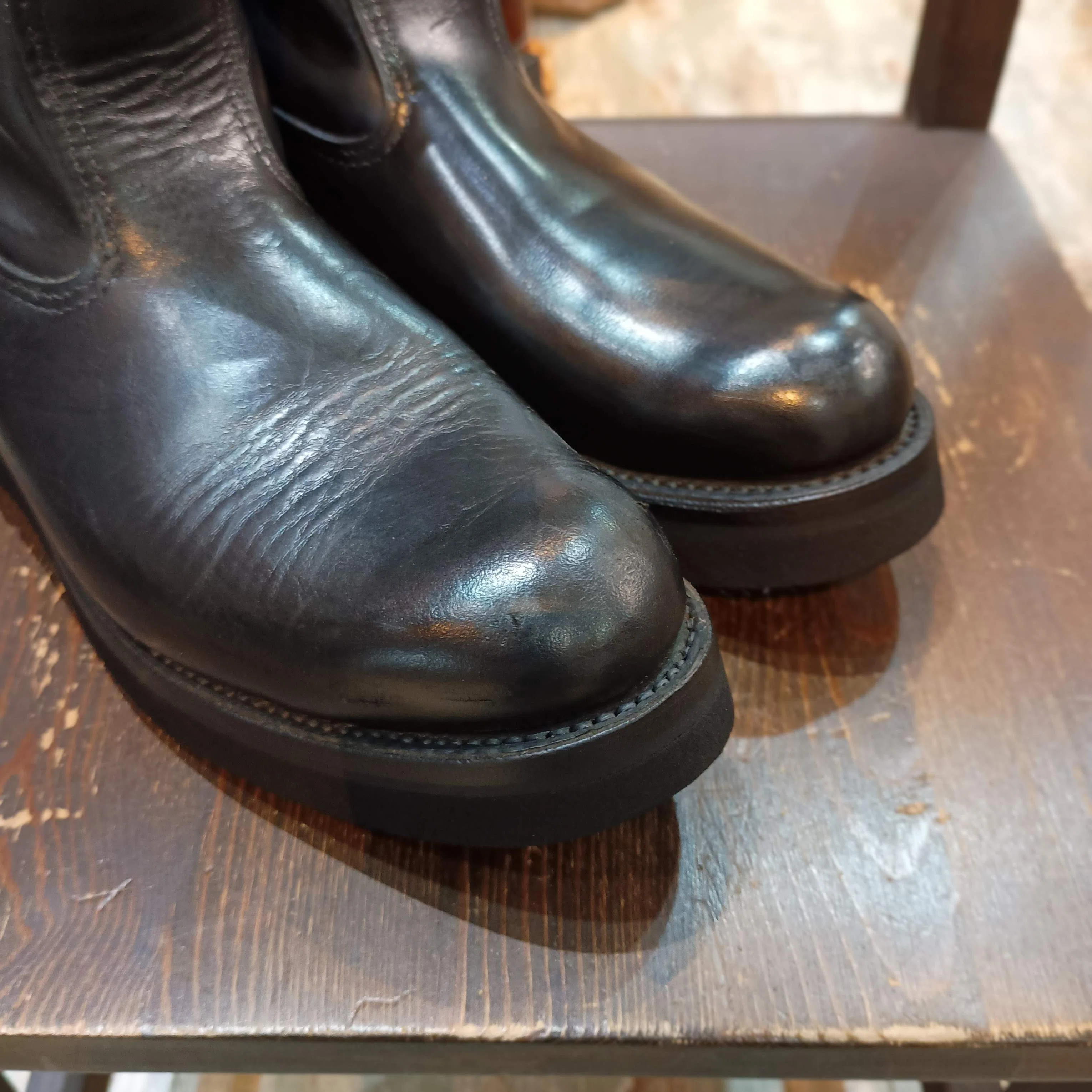 Resole/ソールカスタム】Red Wing#8169 PECOS+vibram#2021｜CREA