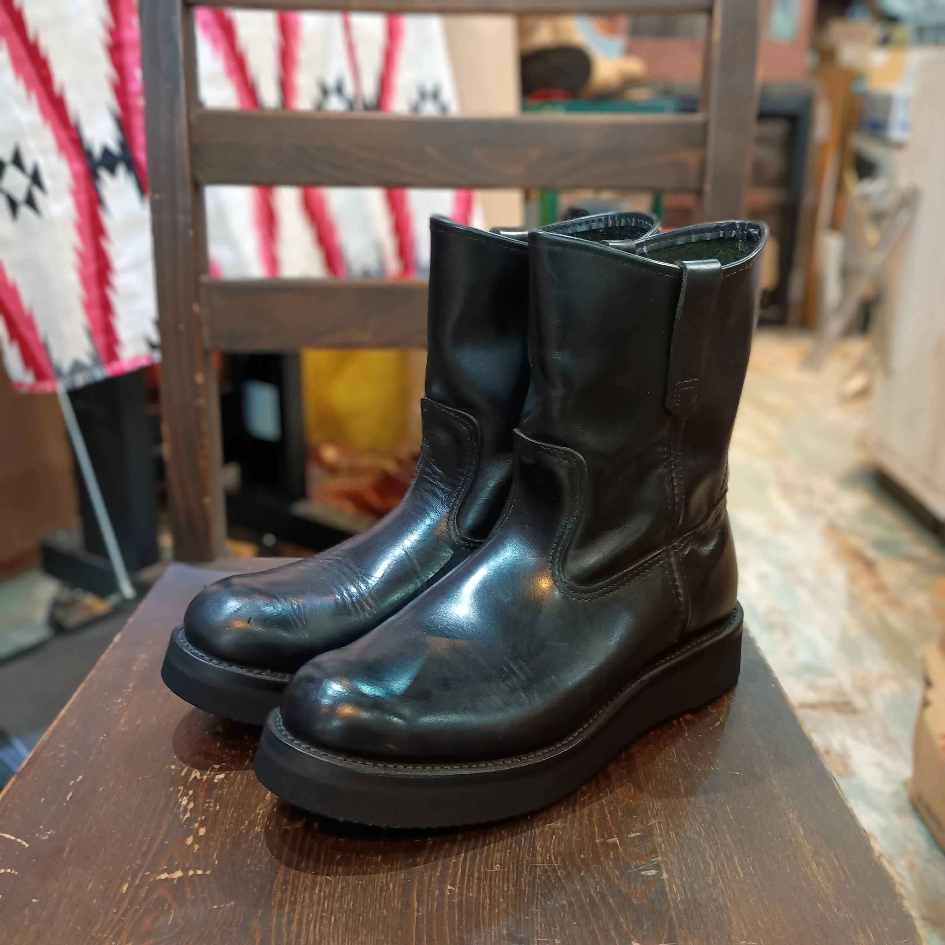 Resole/ソールカスタム】Red Wing#8169 PECOS+vibram#2021｜CREA