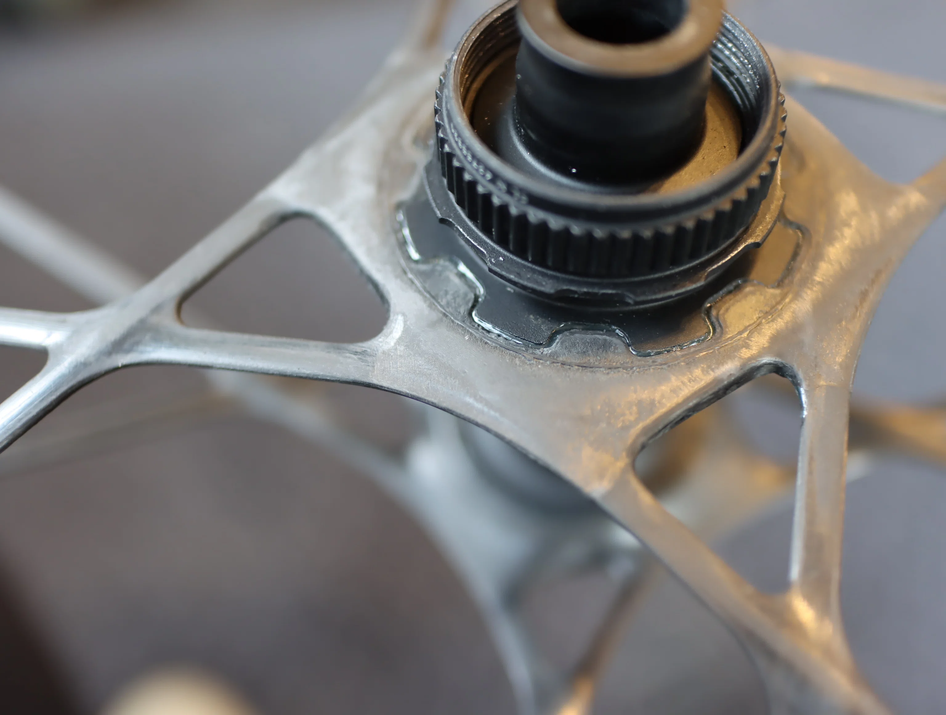 SCOTT SYNCROS CAPITAL SL AERO 60 ホイール 脅威の実測重量など｜BIKE
