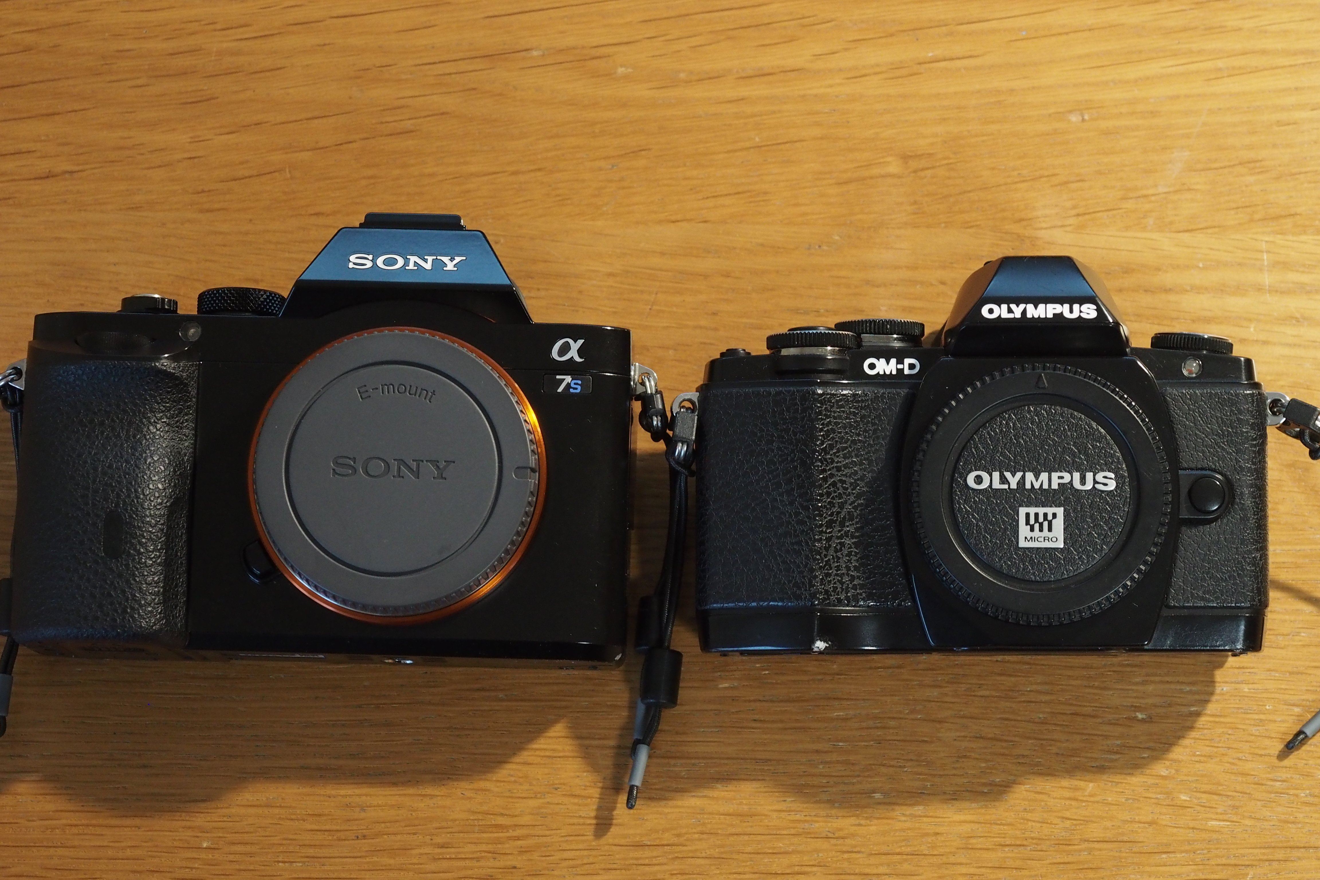 SONY α7 II ミラーレス一眼＋付属品（オールドレンズの母艦におすすめ！） SONY α7 II ミラーレス一眼＋付属品（オールドレンズの母艦におすすめ