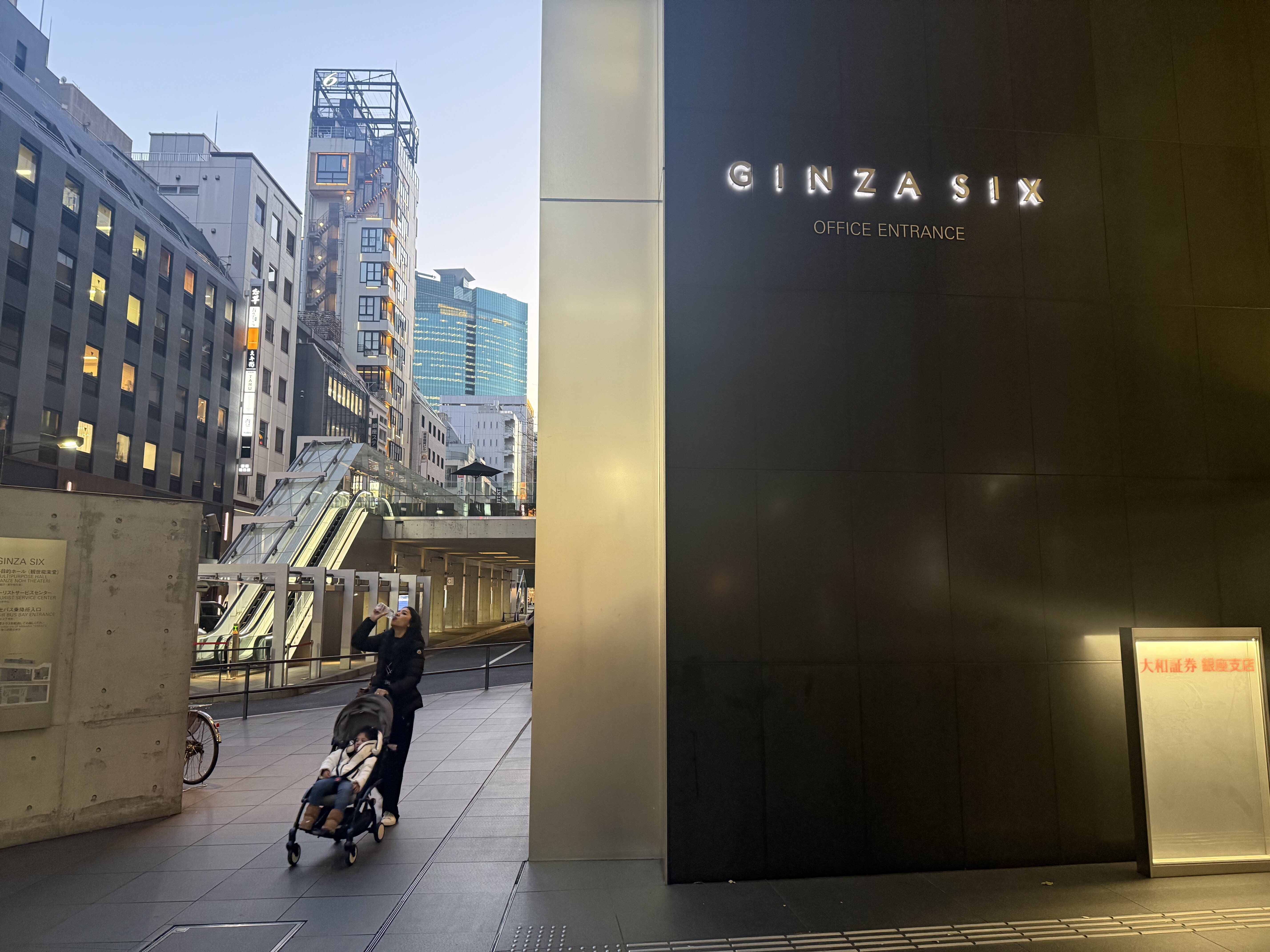 米山舞さんの個展】YONEYAMA MAI EXHIBITION “arc”に行った｜ぺるの