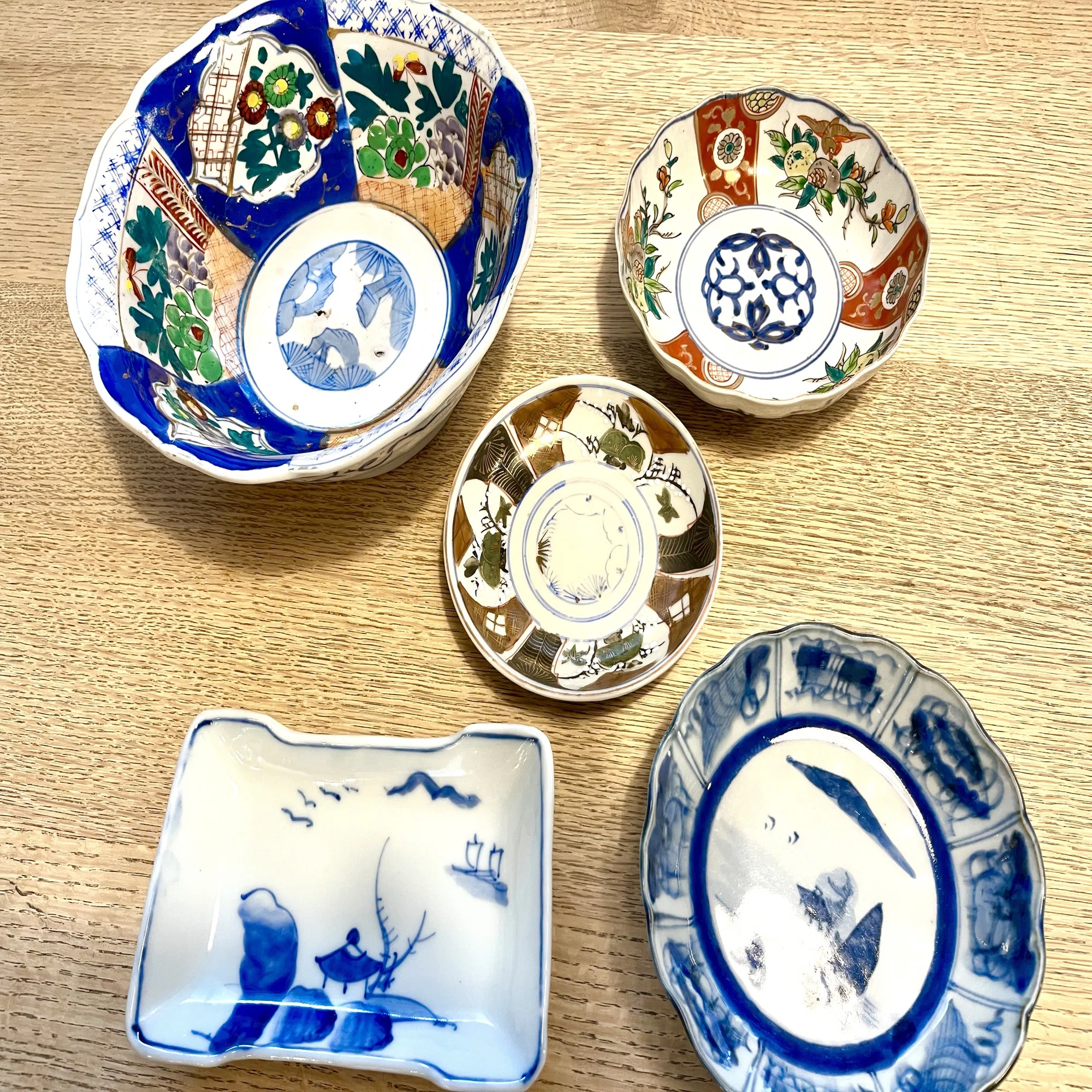 暮らし】古伊万里の器を家族6人の食卓に使うようになるまで｜よもぎ 