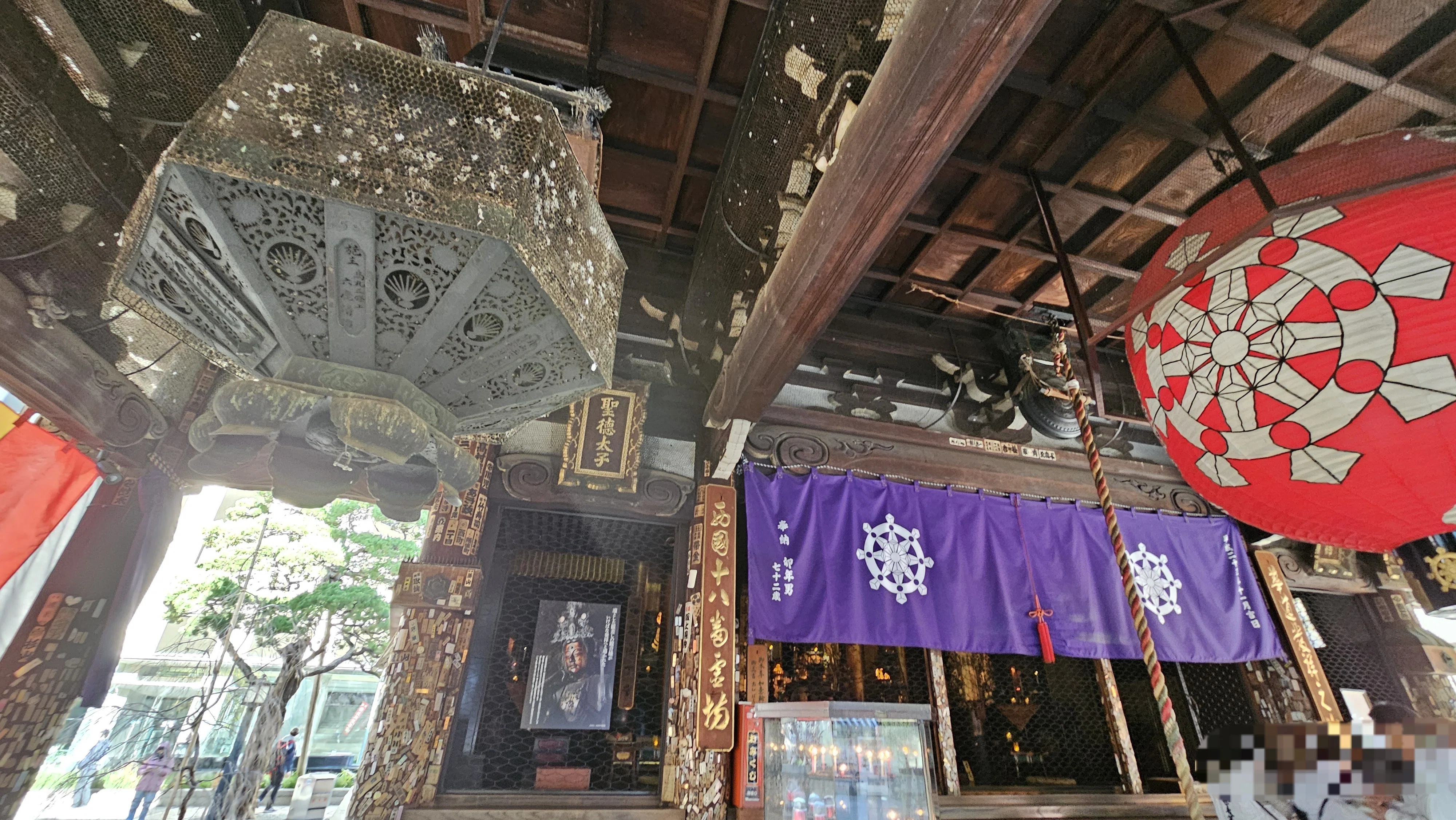 社寺散歩｜六角堂｜京都・中京区｜池坊・いけばな発祥の地｜xicano