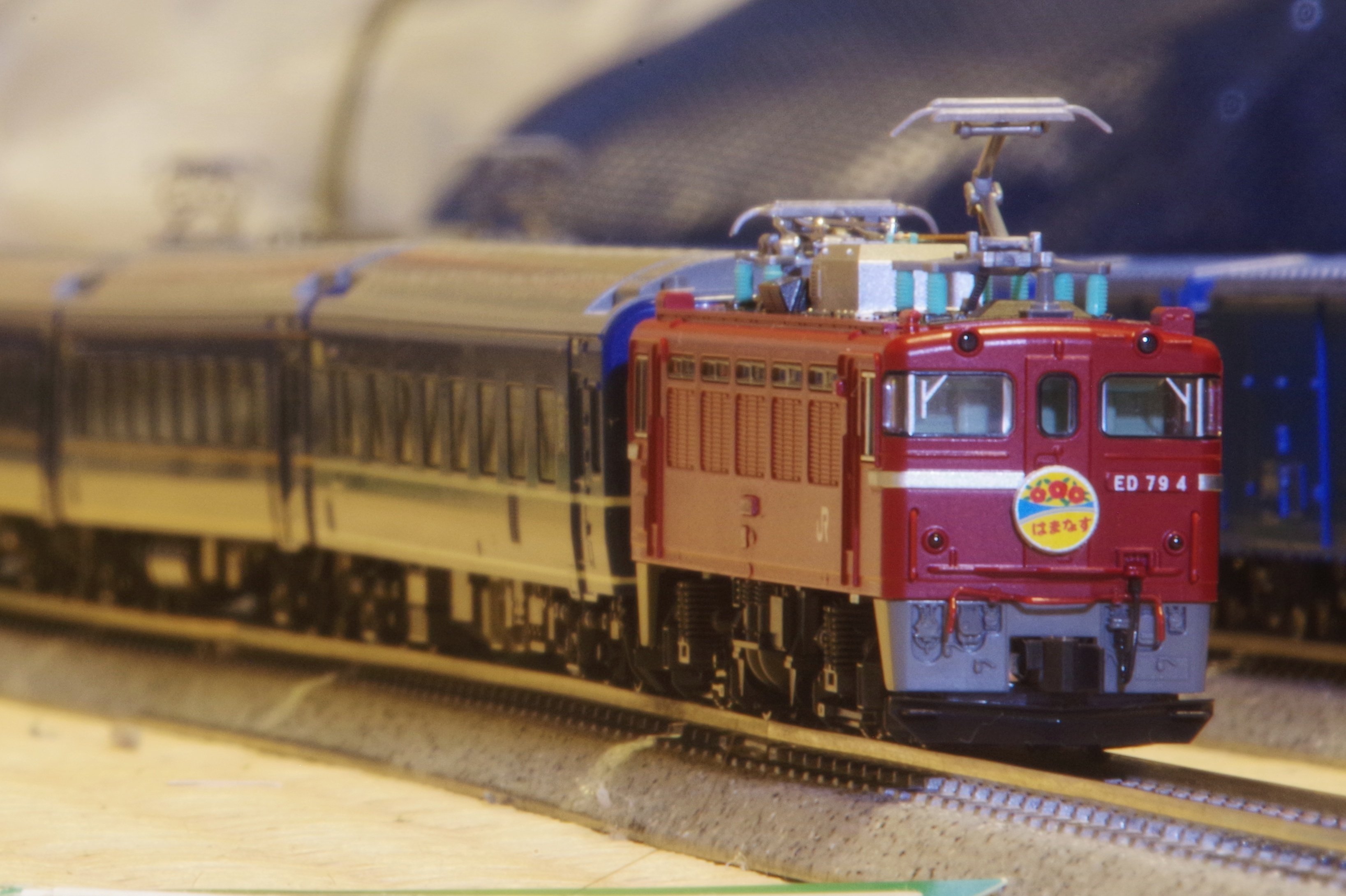 急行はまなすといえば……？ KATO3076-3 ED79 入線！｜ねﾝ