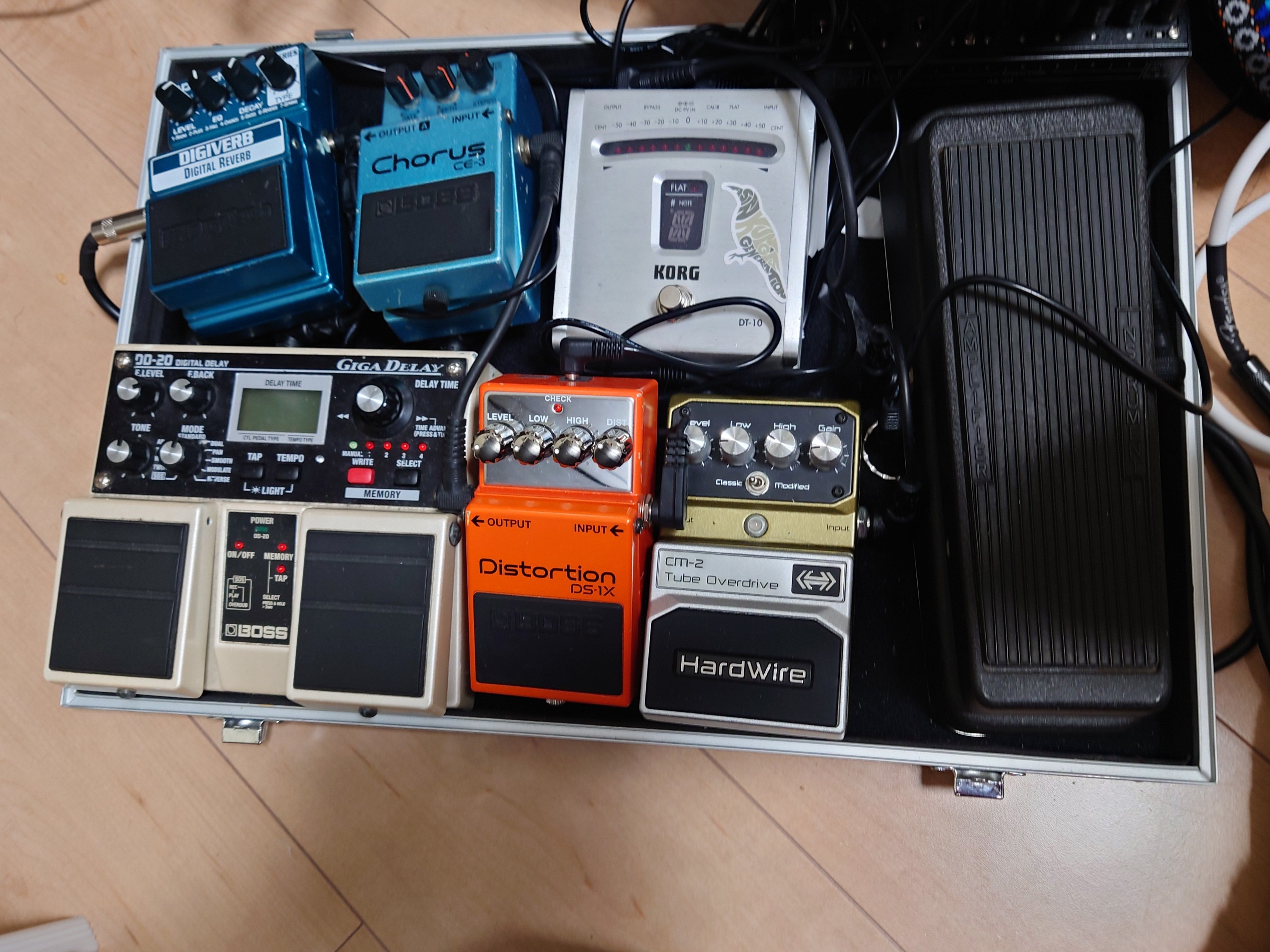 エフェクターボードくんだから見て｜渦巻く冬のフェルマータ