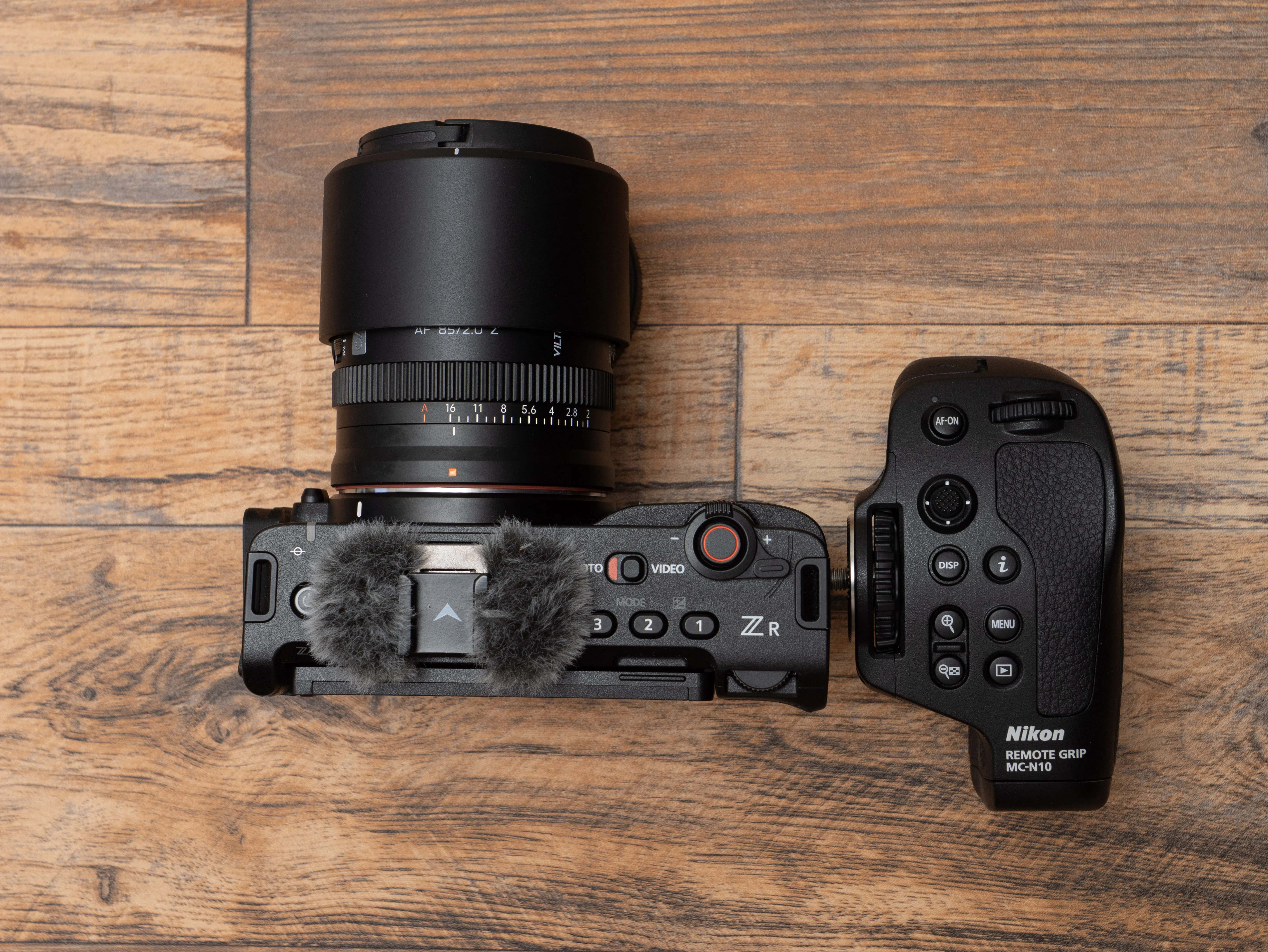 8 NIKON ZRとリモートグリップ MC-N10の組み合わせで得られる操作性