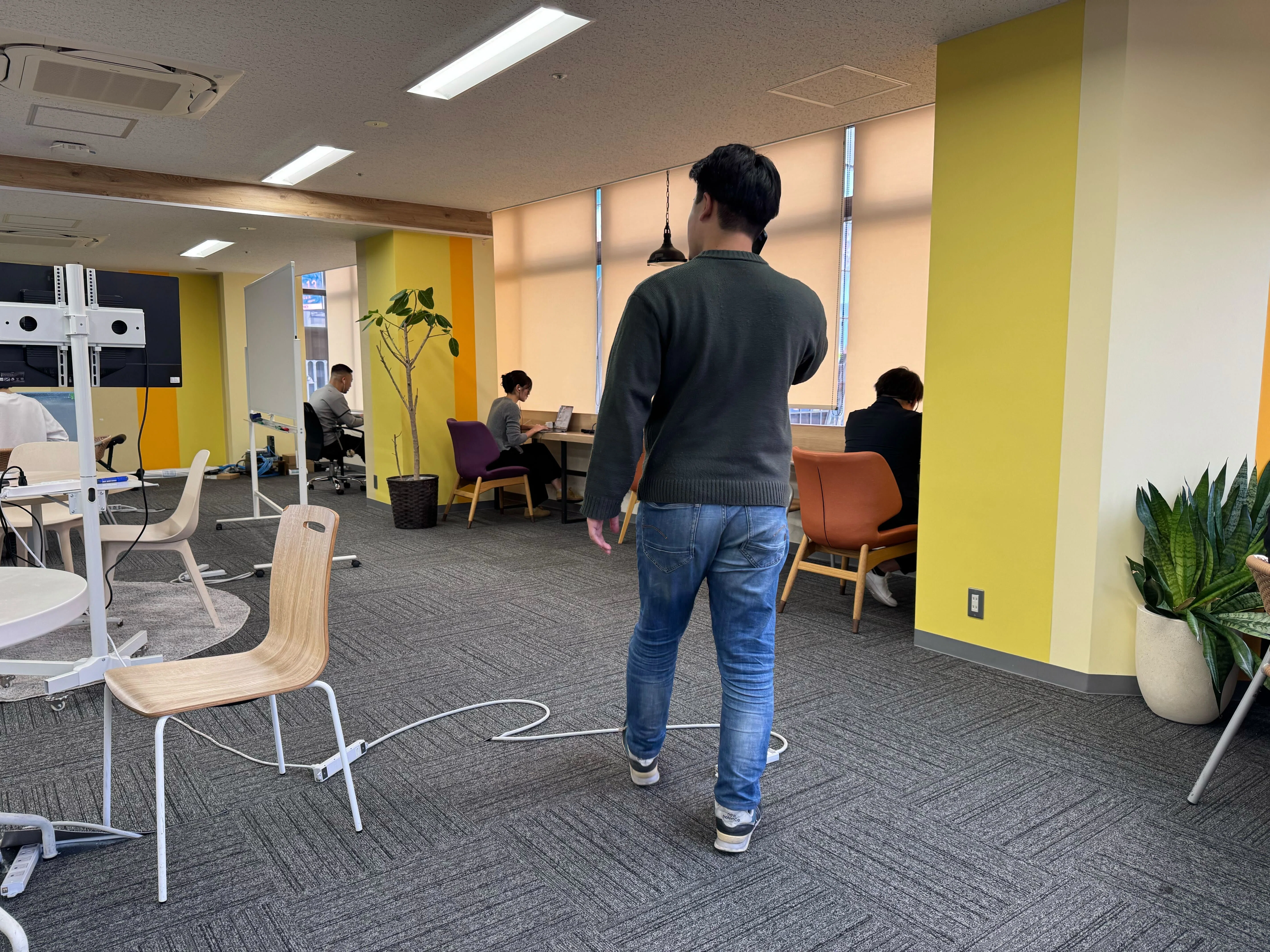 僕が電話を止めると、日本の営業変革が止まる｜SALESCORE OFFICIAL