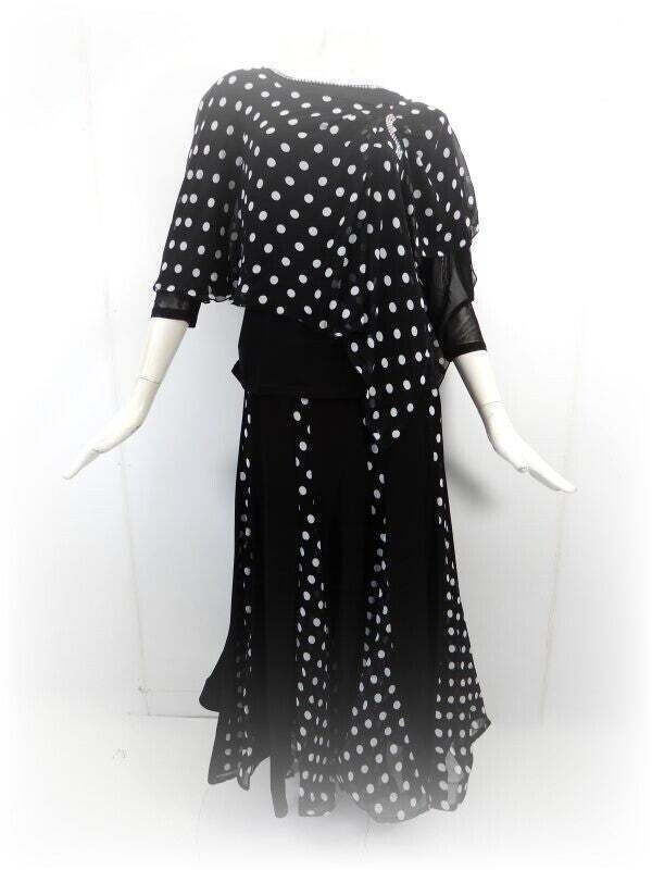 セットアップできます！ドット柄アイテム｜社交ダンス衣装アルル