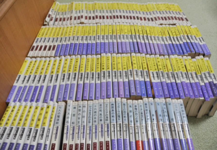 聖域なき断捨離と神の啓示〜大好きな小説を152冊手放そうと決めたあの