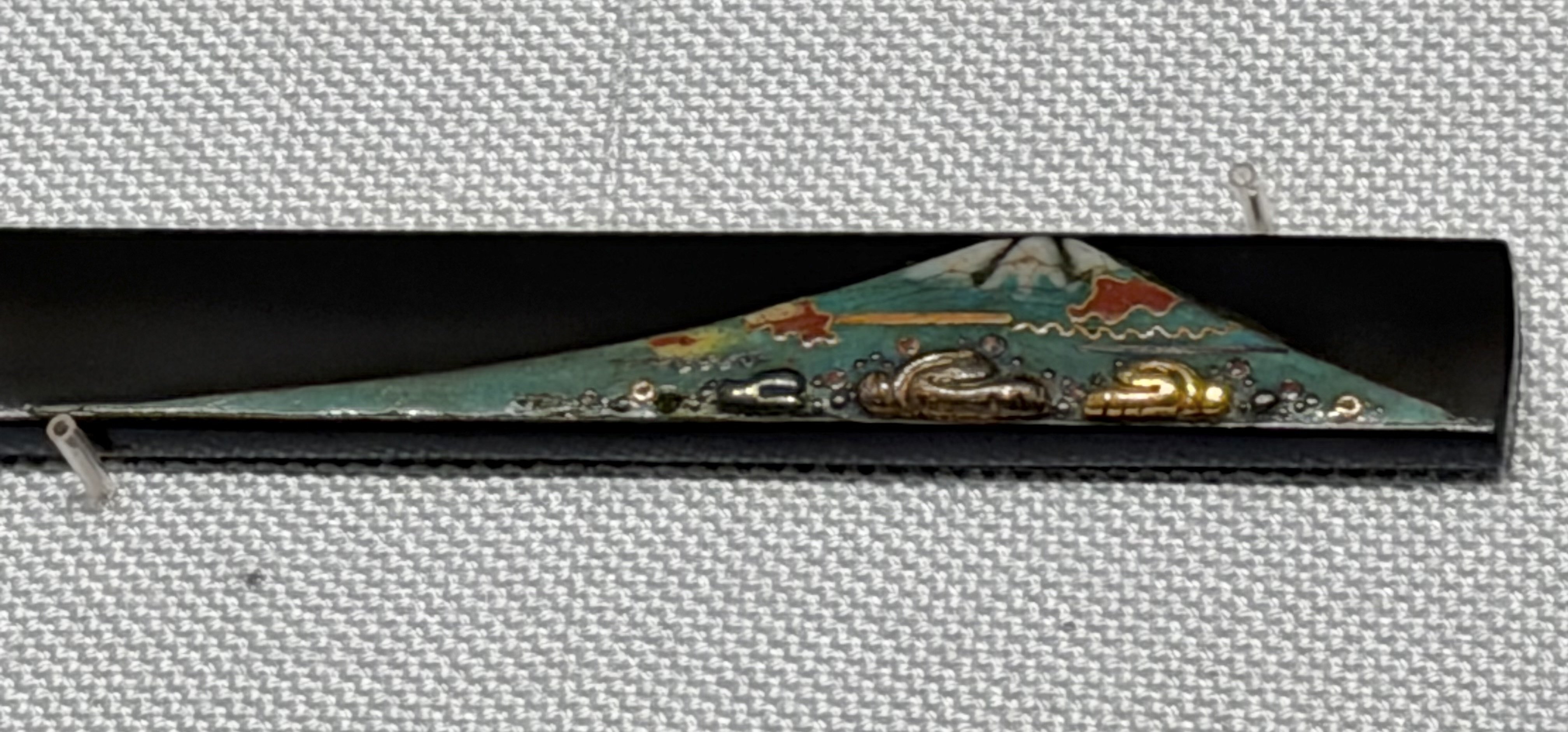 七宝を用いて刀装具を製作した平田派②平田道仁の二所物｜刀箱師の日本