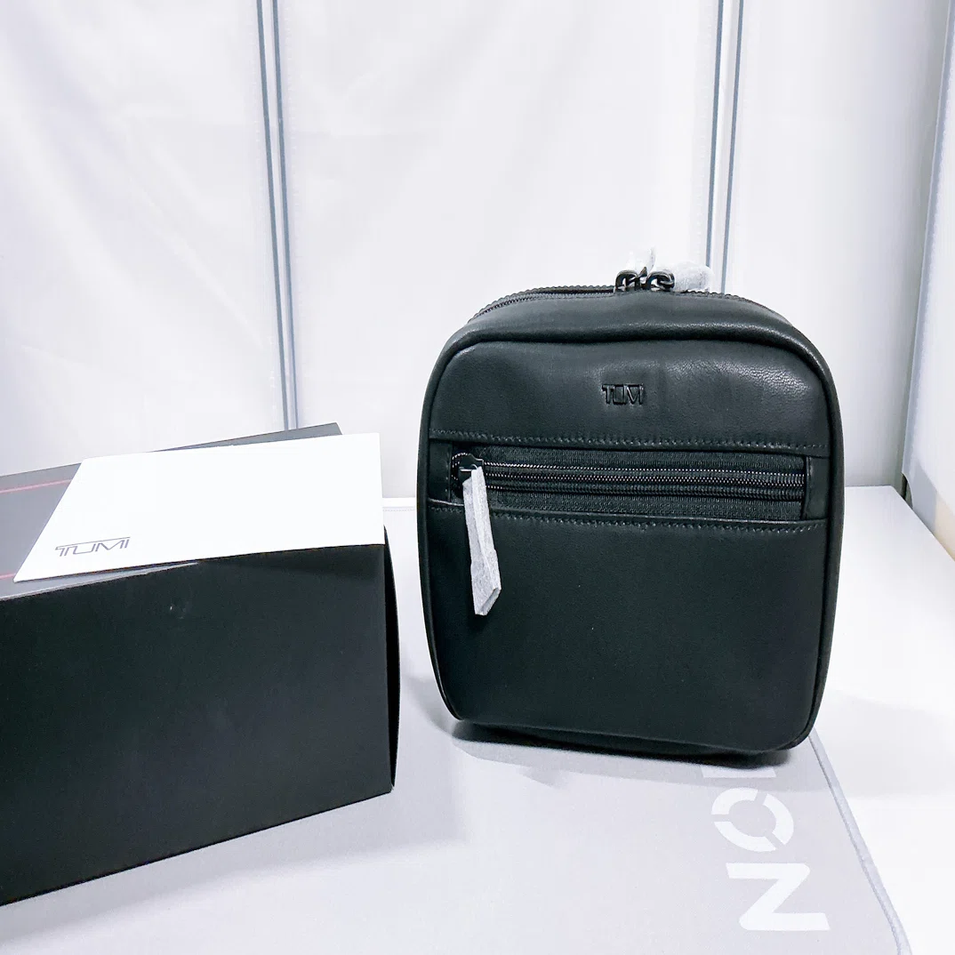TUMI】レザーのポーチを購入してしまったので、開封して楽しむ【ジップ 