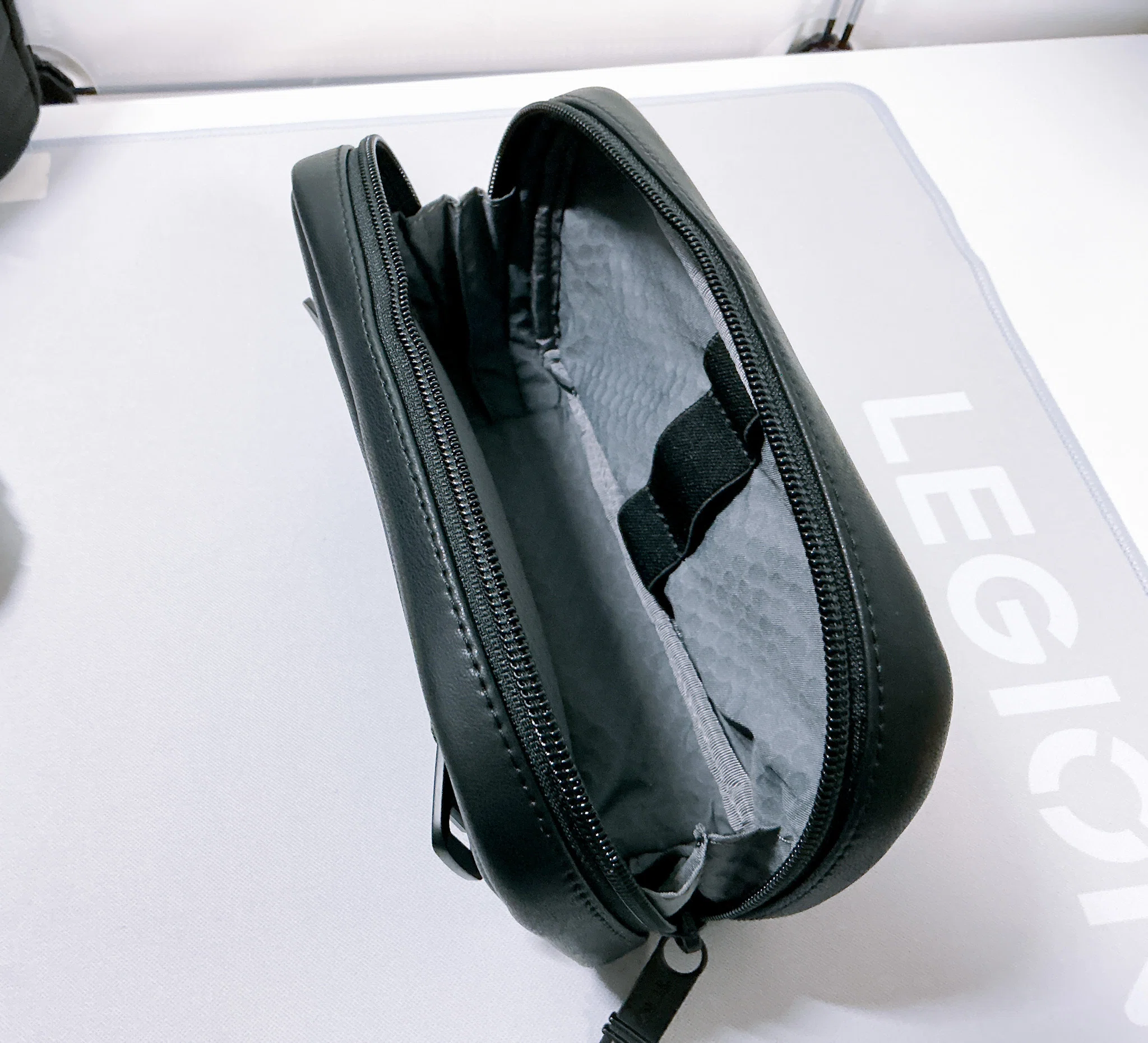 TUMI】レザーのポーチを購入してしまったので、開封して楽しむ【ジップ