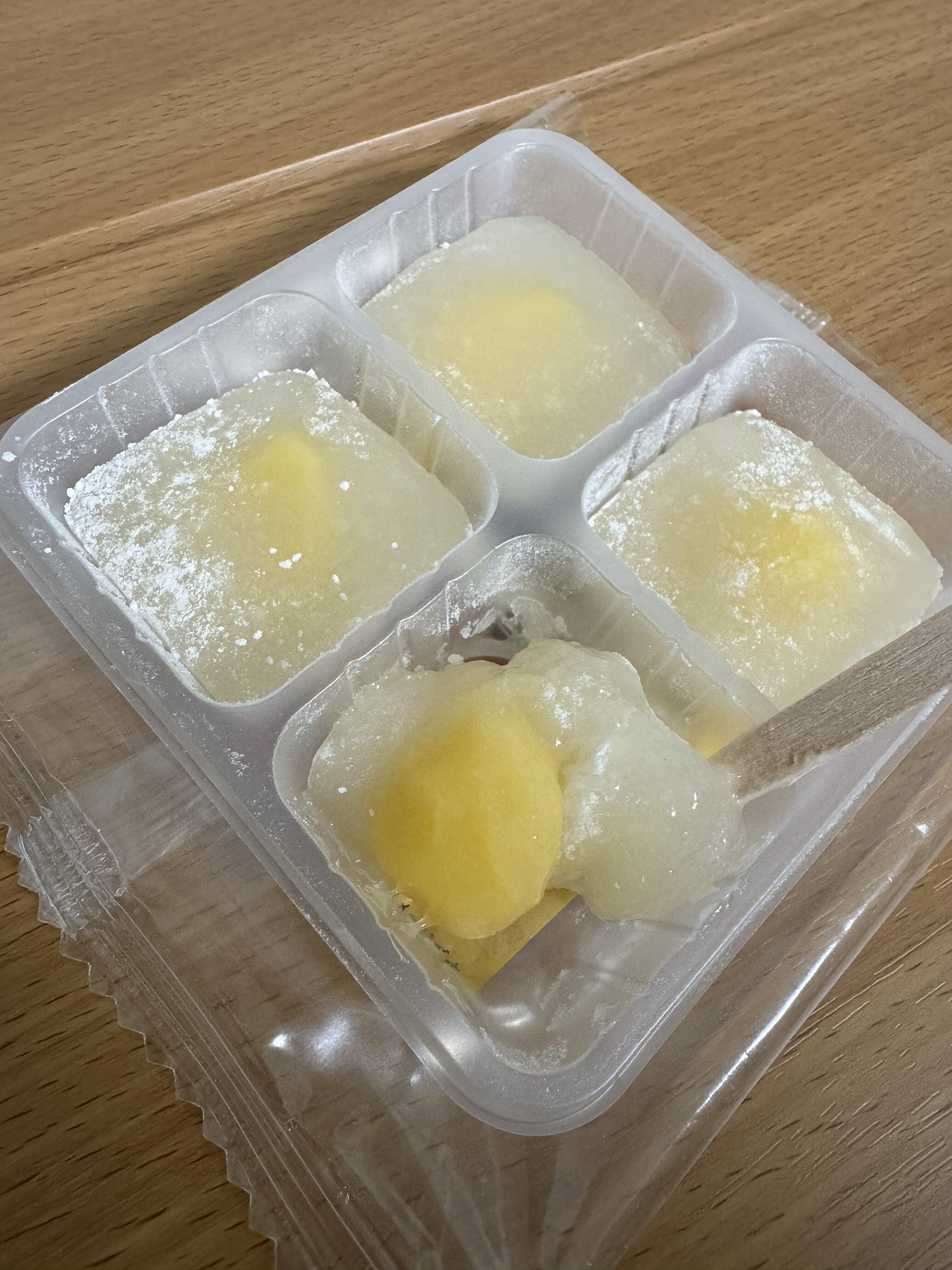 プリンもち」という羽二重餅｜puqqu