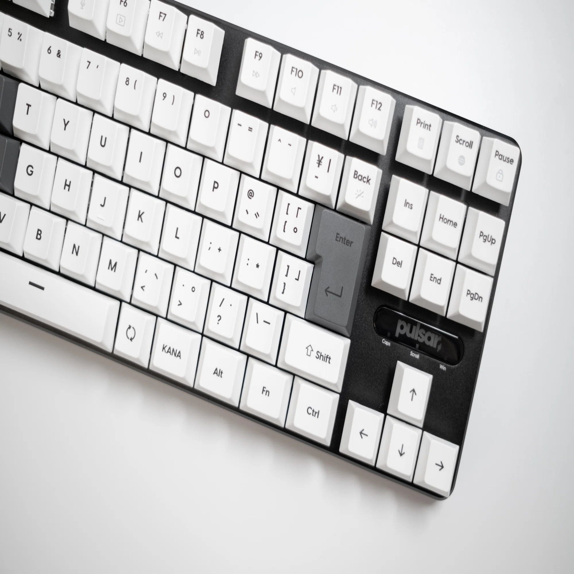 デザインが神すぎる！Pulsar PCMK 2HE TKL レビュー｜日本語配列で高 