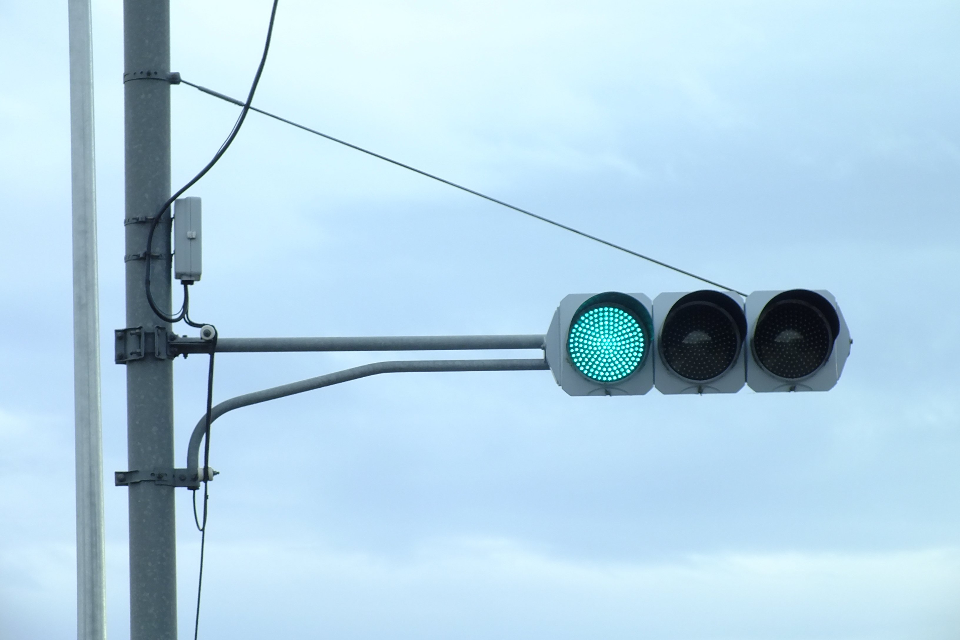 信号機 寄居-142】大里郡寄居町用土、深谷市武蔵野にある3基の日信初代薄型