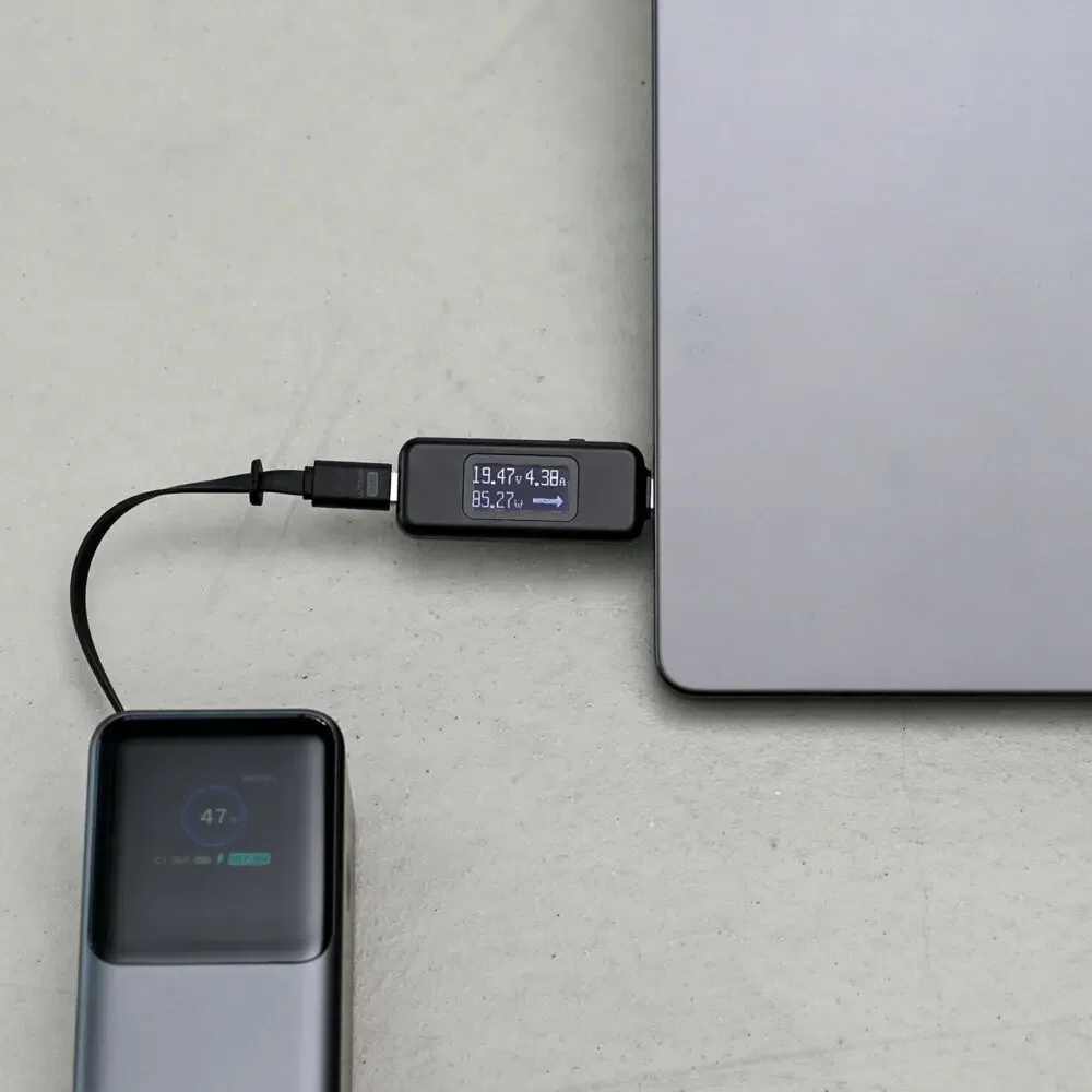 MacBook Pro / Airにガチでおすすめのモバイルバッテリー6選！カフェ