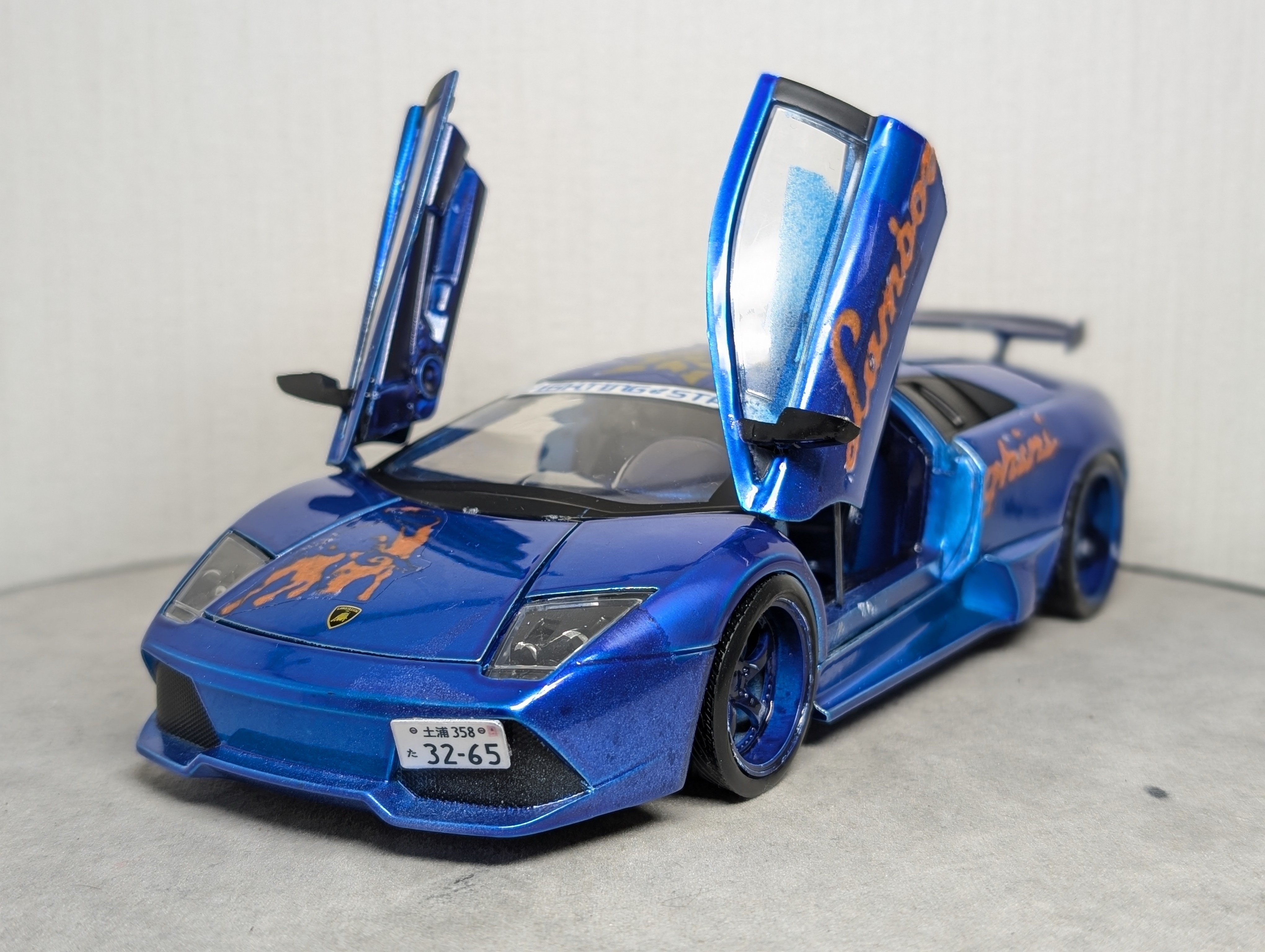 ホットウィール 1/18 ランボルギーニ ムルシエラゴ(カスタム仕様) ホットウィール ランボルギーニ ムルシエラゴ SV ホットウィール