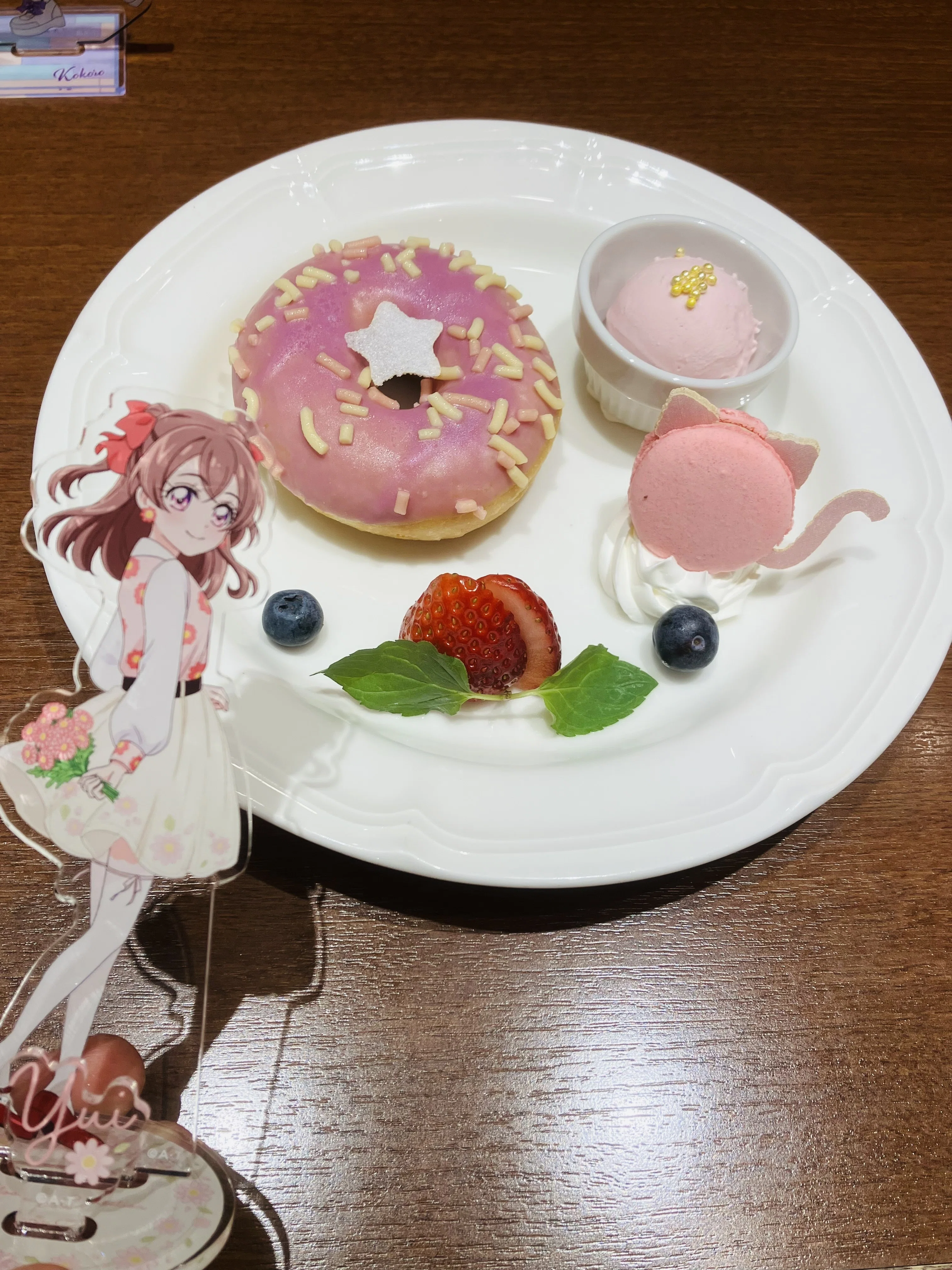 先輩キュア満載】スイパラコラボカフェとキミプリ展で新宿を満喫♪｜月宮灯