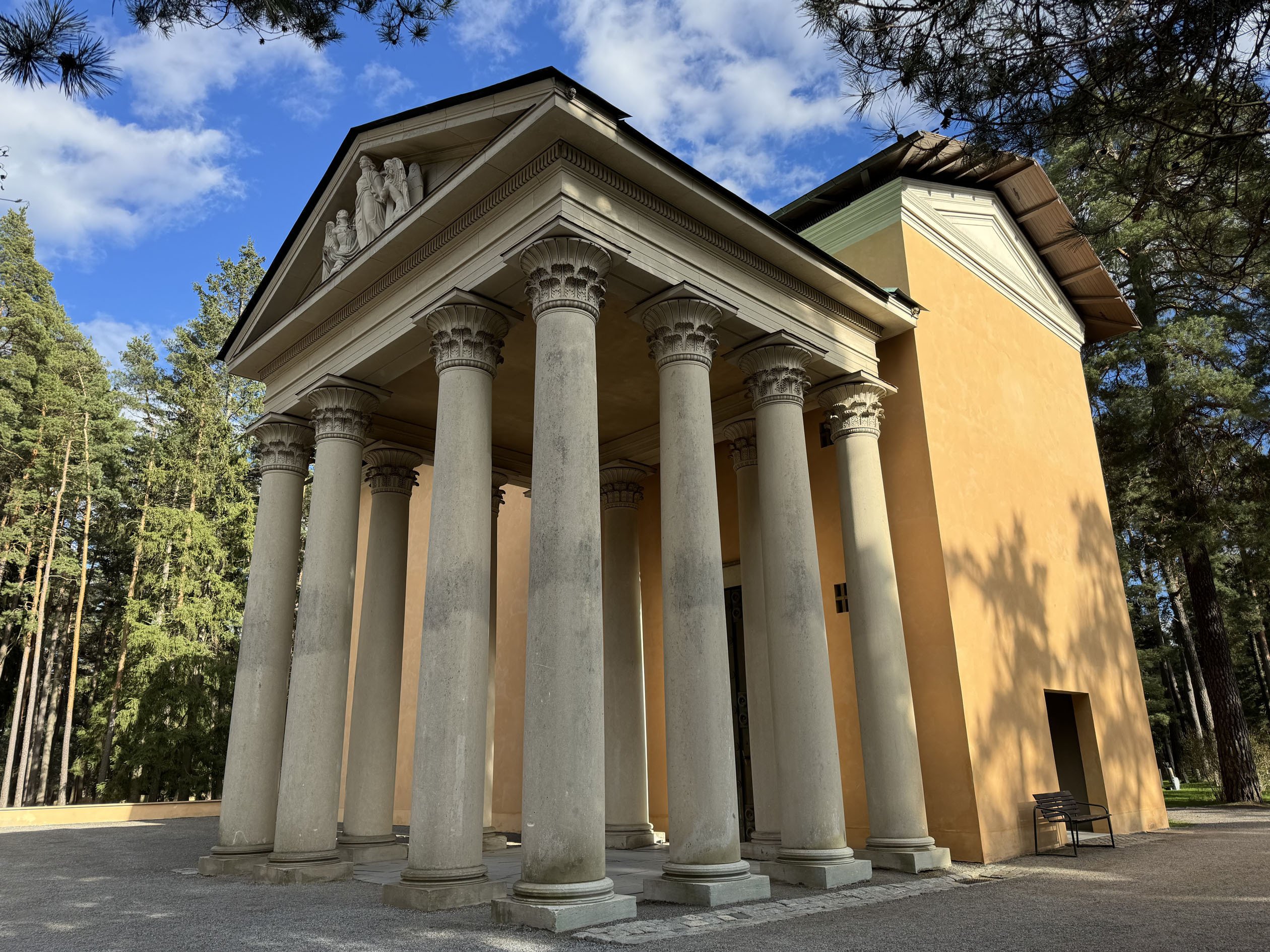 建築】心が洗われるような散策を楽しめる森の墓地（アスプルンド