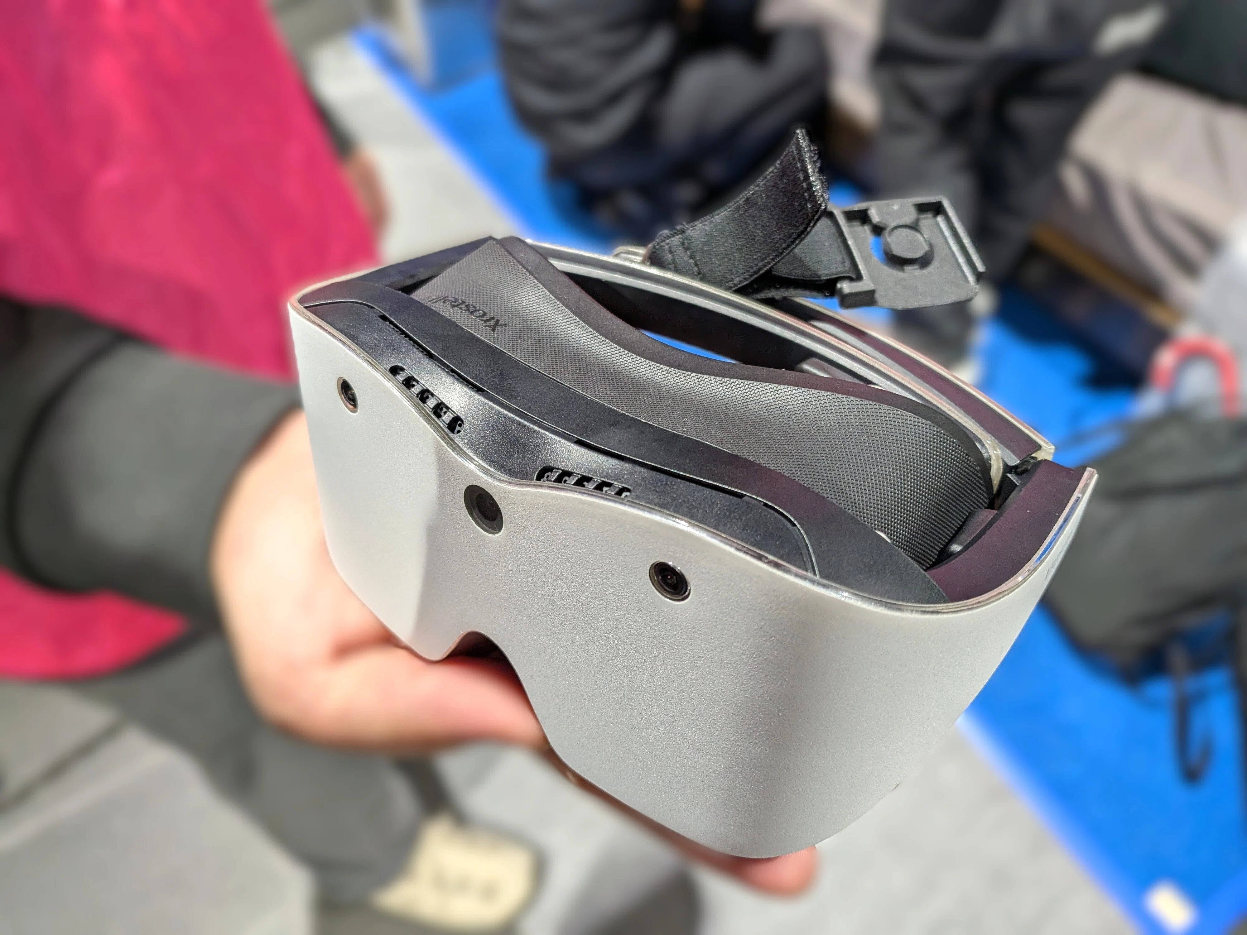 SHARP VR-TU83 チューナーパック（ステレオ） VketReal】シャープのVRグラス「Xrostella VR1」を体験した感想｜こと