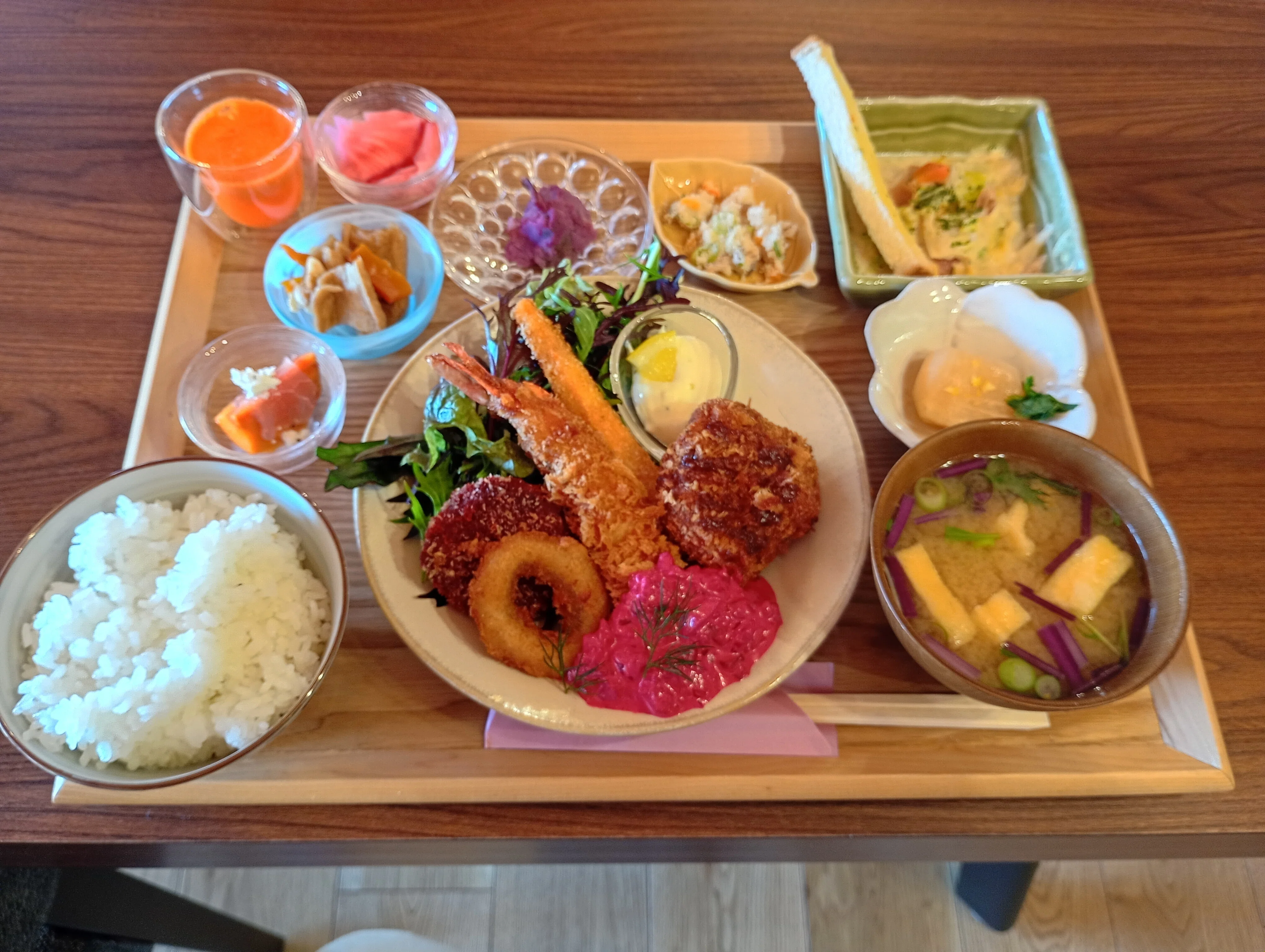 京都市西京区】三姉妹が実現した“農と食の夢” 田園に佇む古民家カフェ 京都市西京区】三姉妹が実現した“農と食の夢” 田園に佇む古民家カフェ
