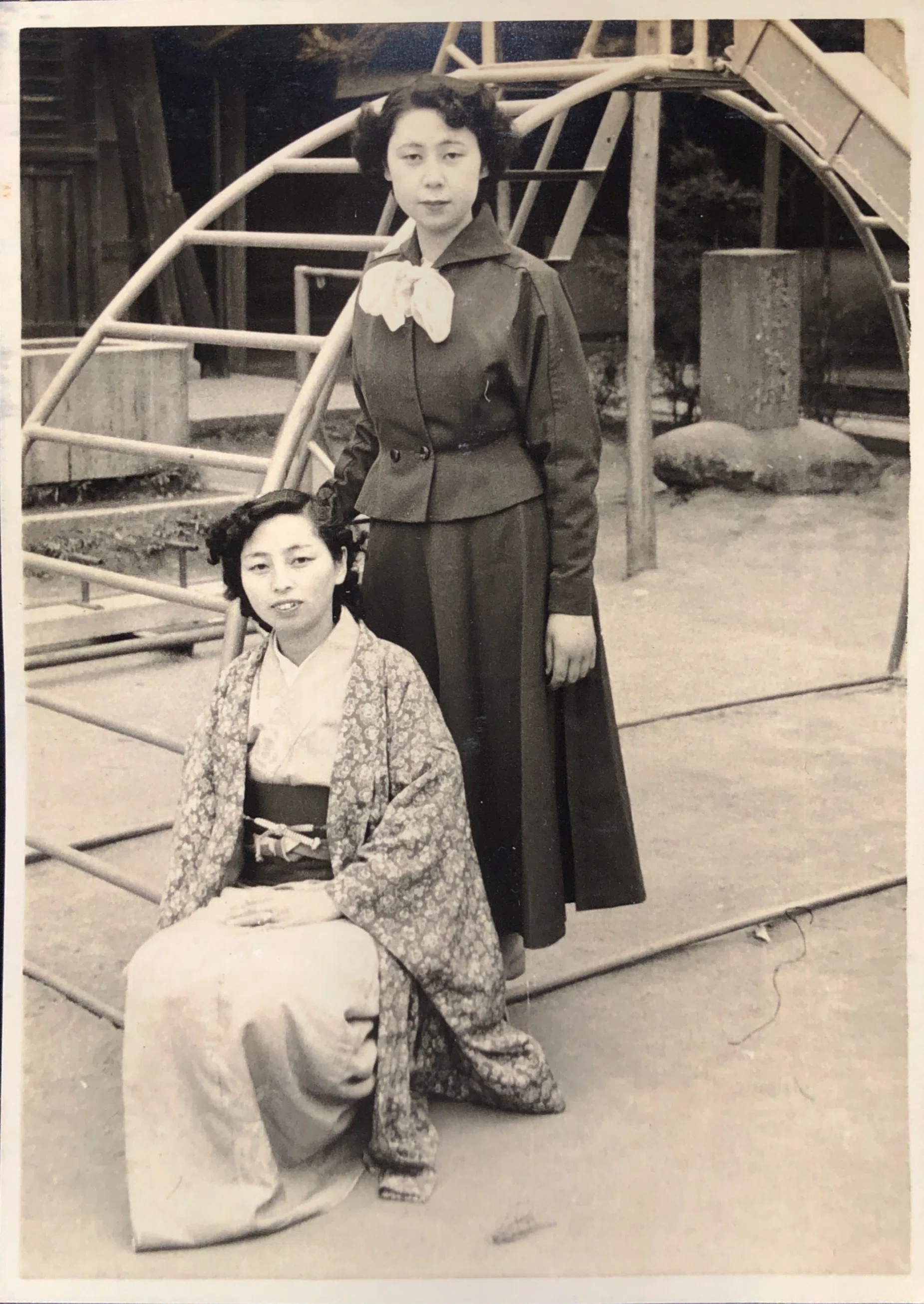 昭和27年の二人の笑顔（記憶写真集）｜Yosikatu Haruki