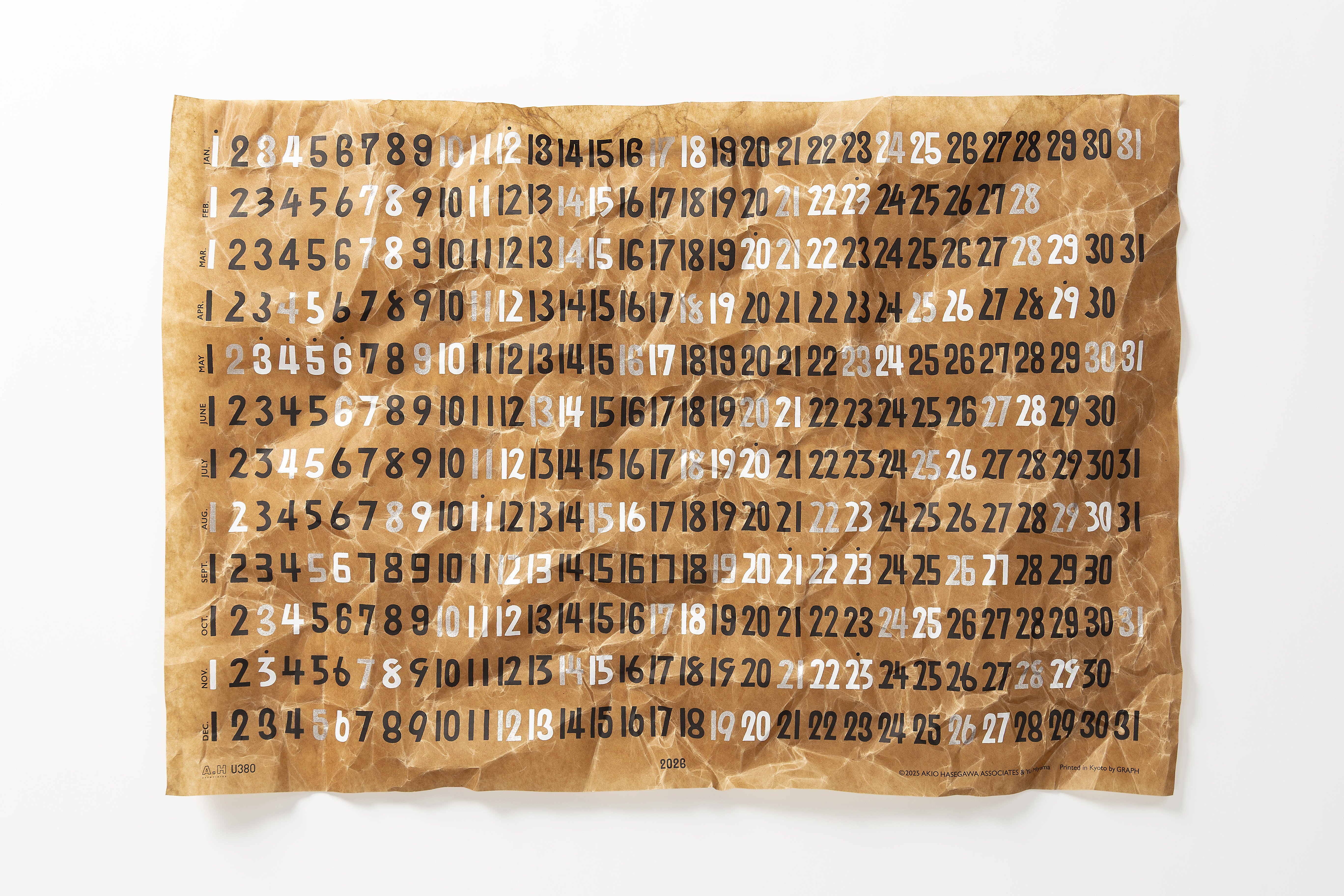 1枚で1年眺められるカレンダー、6作目もいいものができました｜GRAPH