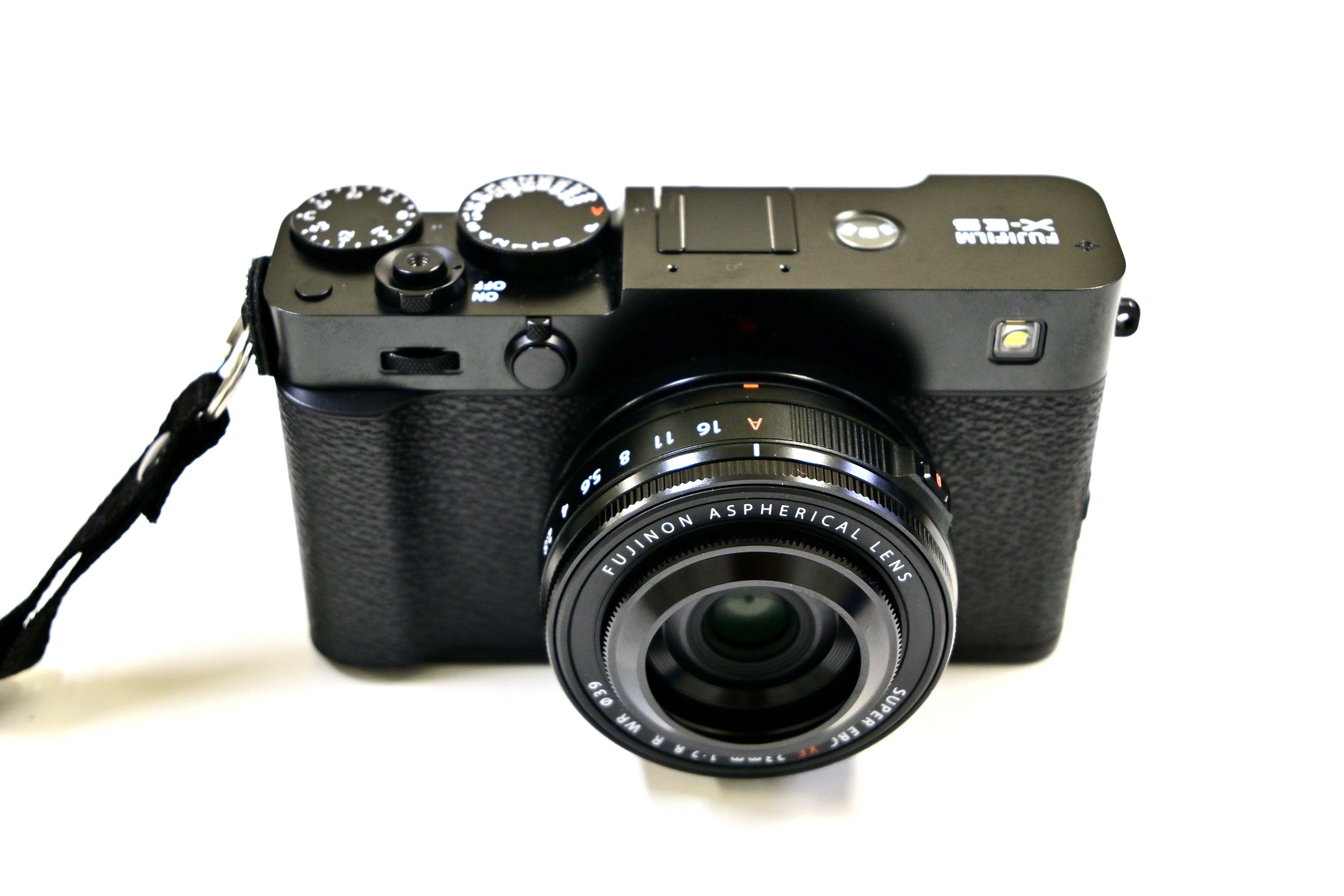 2025年は「Z5Ⅱ」と「X-E5」｜Heira.K