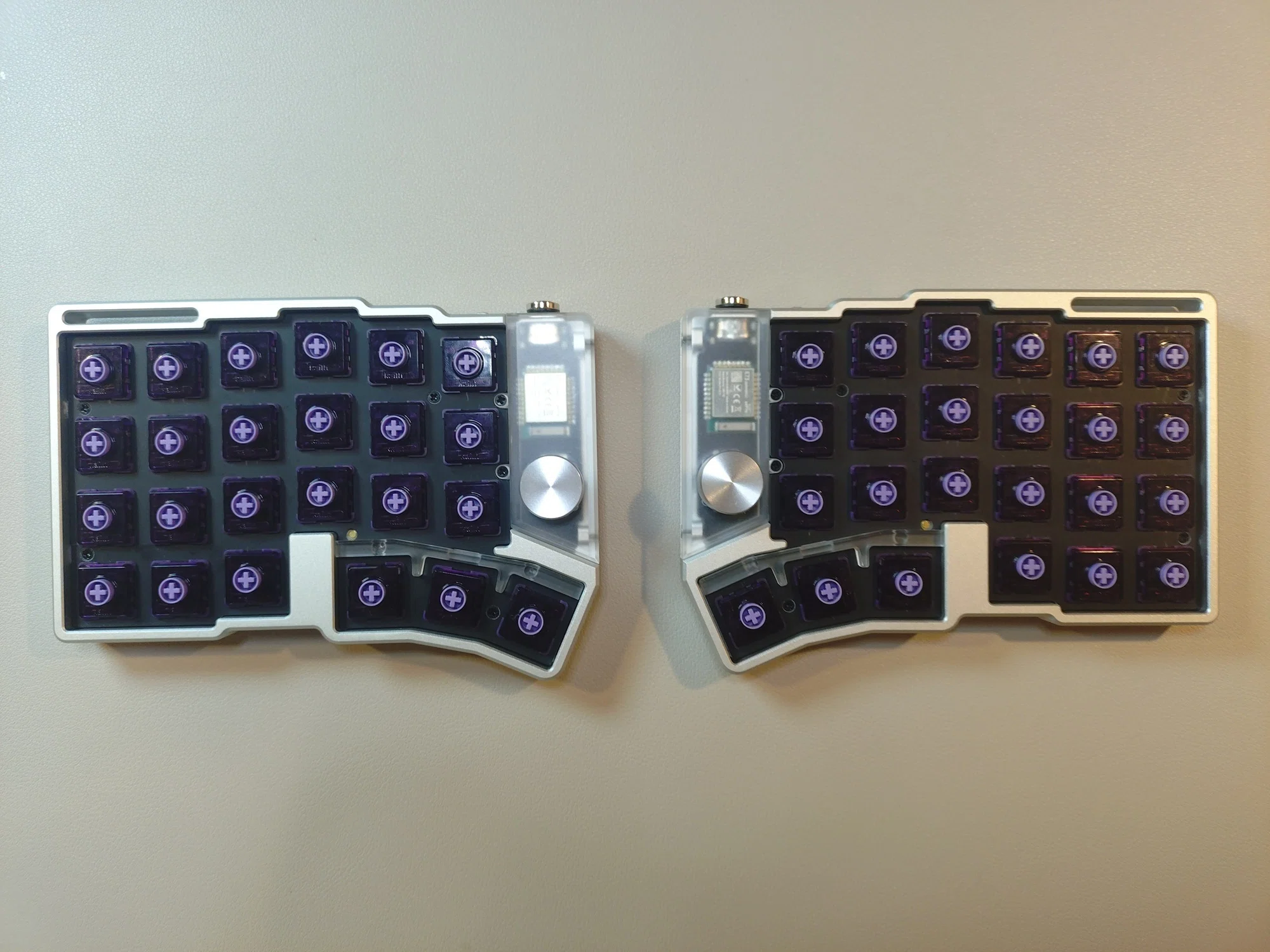 Cornix】キースイッチを変更してみた【Kailh Purple Swallowtale mini