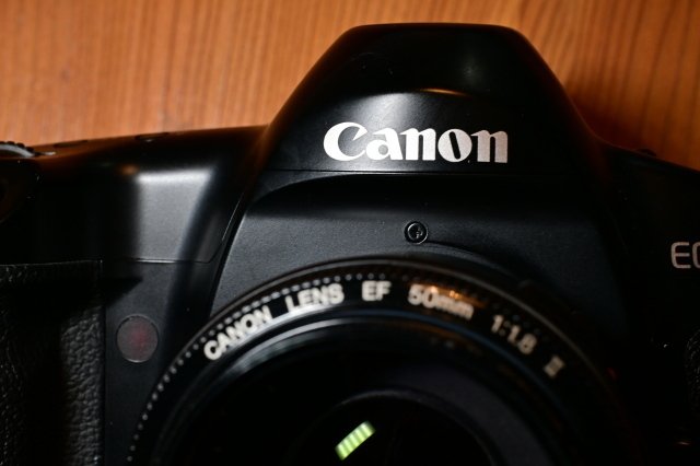 【大幅値引き！】Canon EOS-1N 大幅値引き！】Canon EOS-1N Canon EOS-1N ◇レビュー 外観編