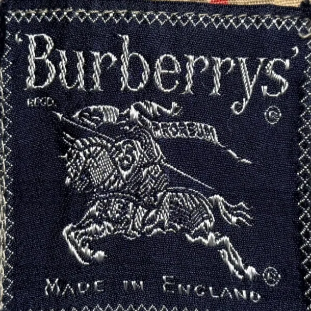 三陽 バーバリーズ ロゴ BURBERRY真贋判定・年代特定ガイド マッシ