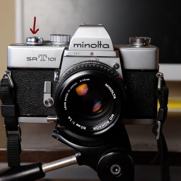 ミノルタ SRT-101 使い方ガイド フィルムの装填から露出計まで｜岡田