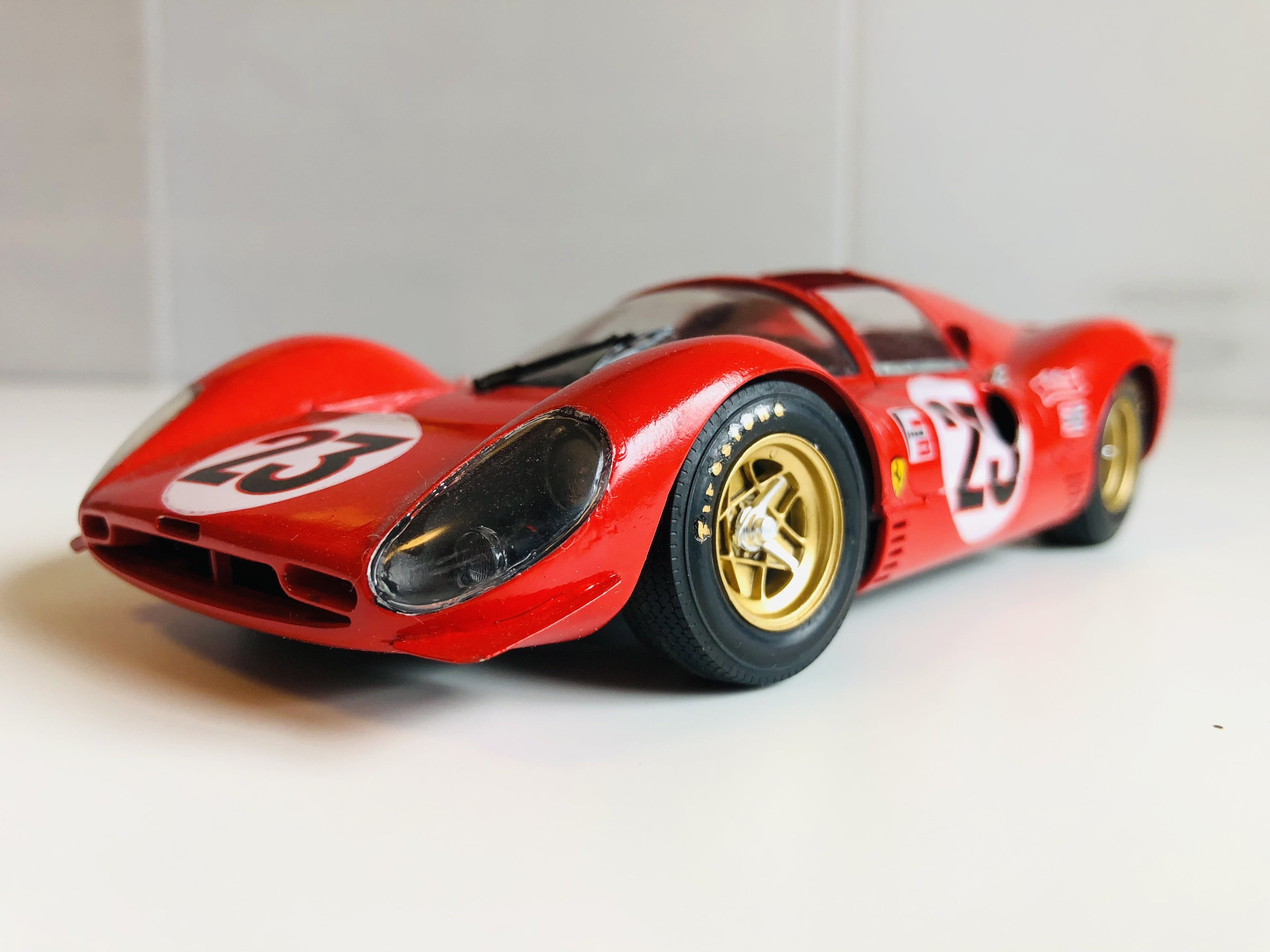 フジミ」フェラーリ330P4をスパイダーバージョンに改造した｜zendo