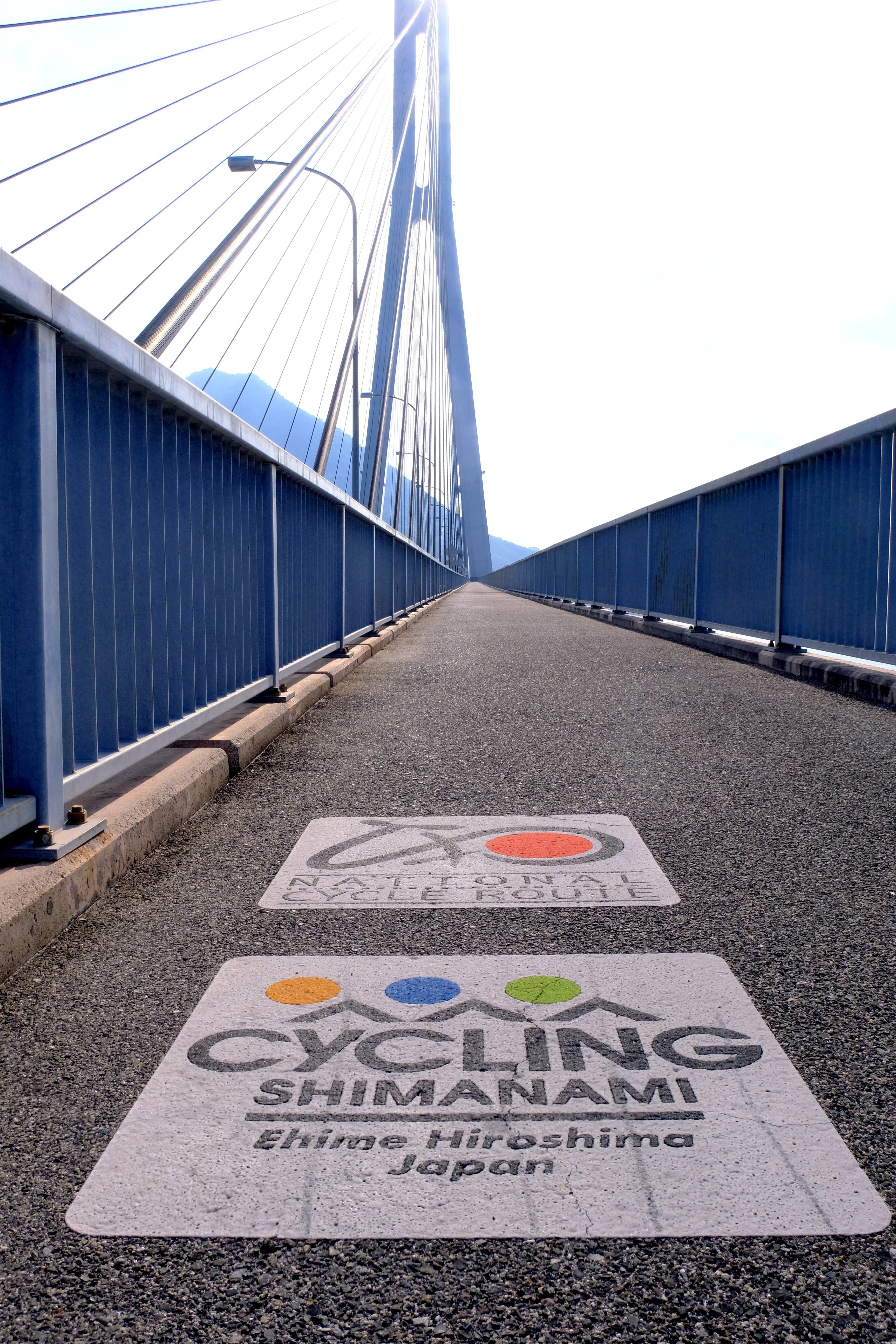 道路標示が分かりやすかったしまなみ海道サイクリングロード｜Heira.K