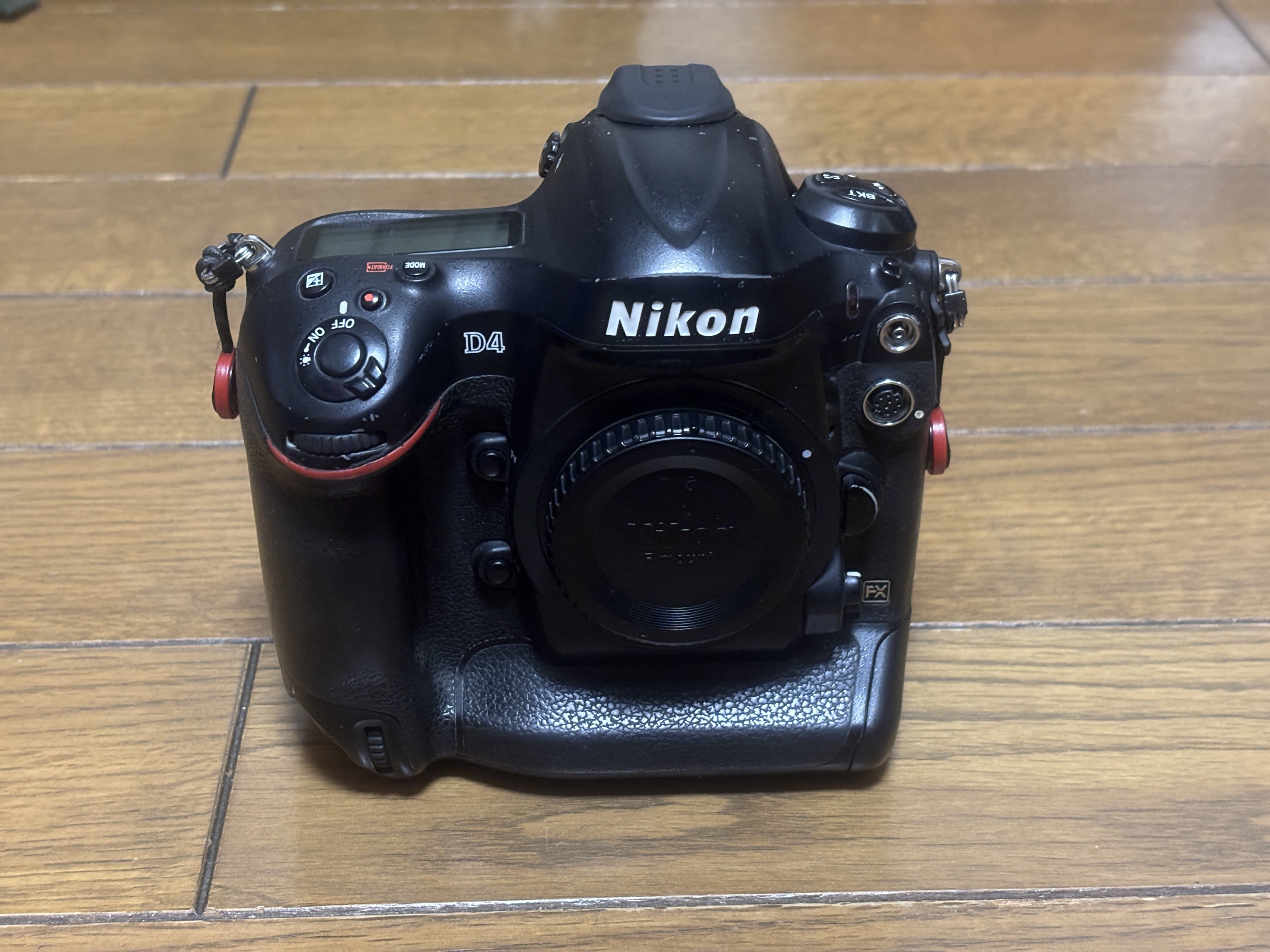 撮影を楽しくするカメラ Nikon D4｜Nikoniko
