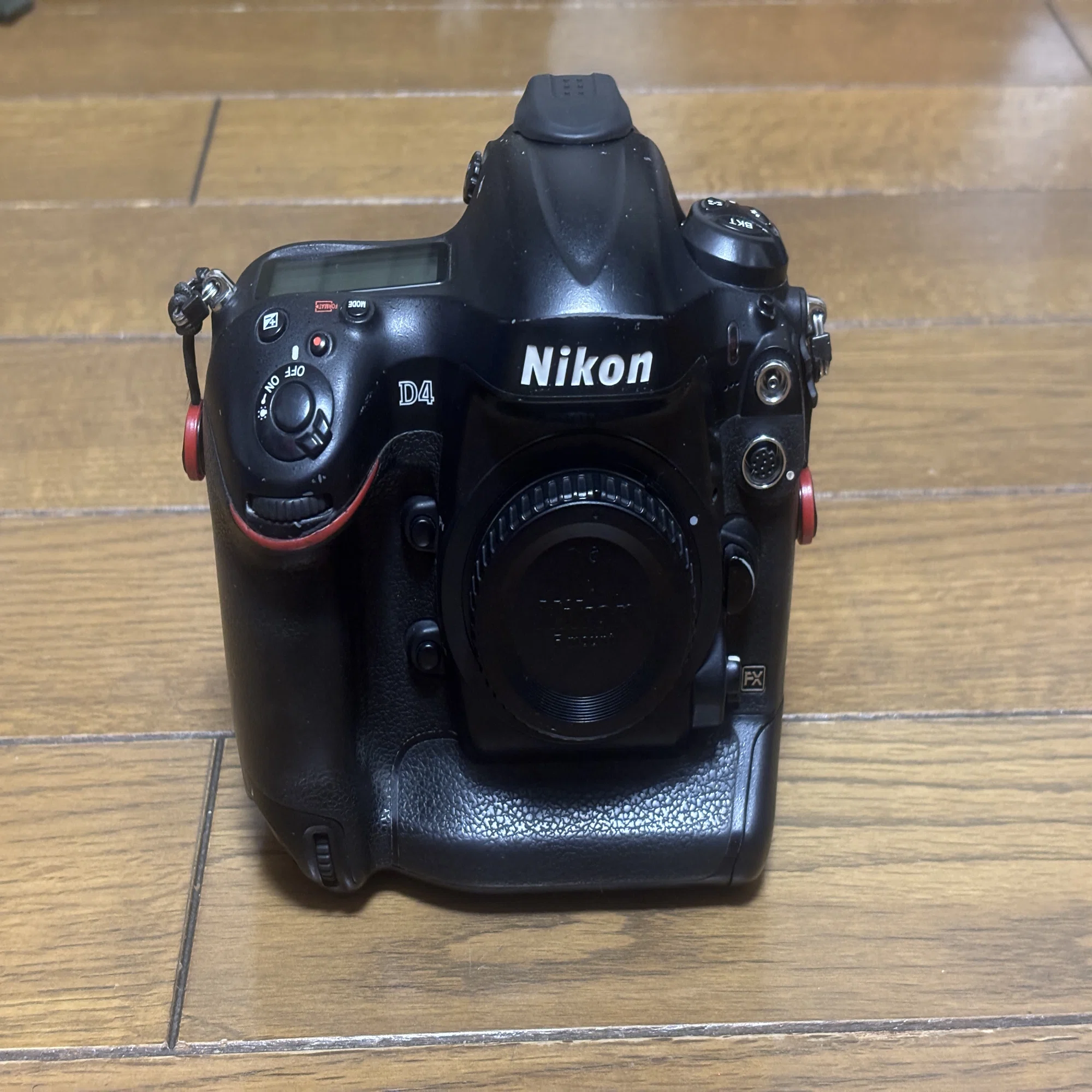 撮影を楽しくするカメラ Nikon D4｜Nikoniko