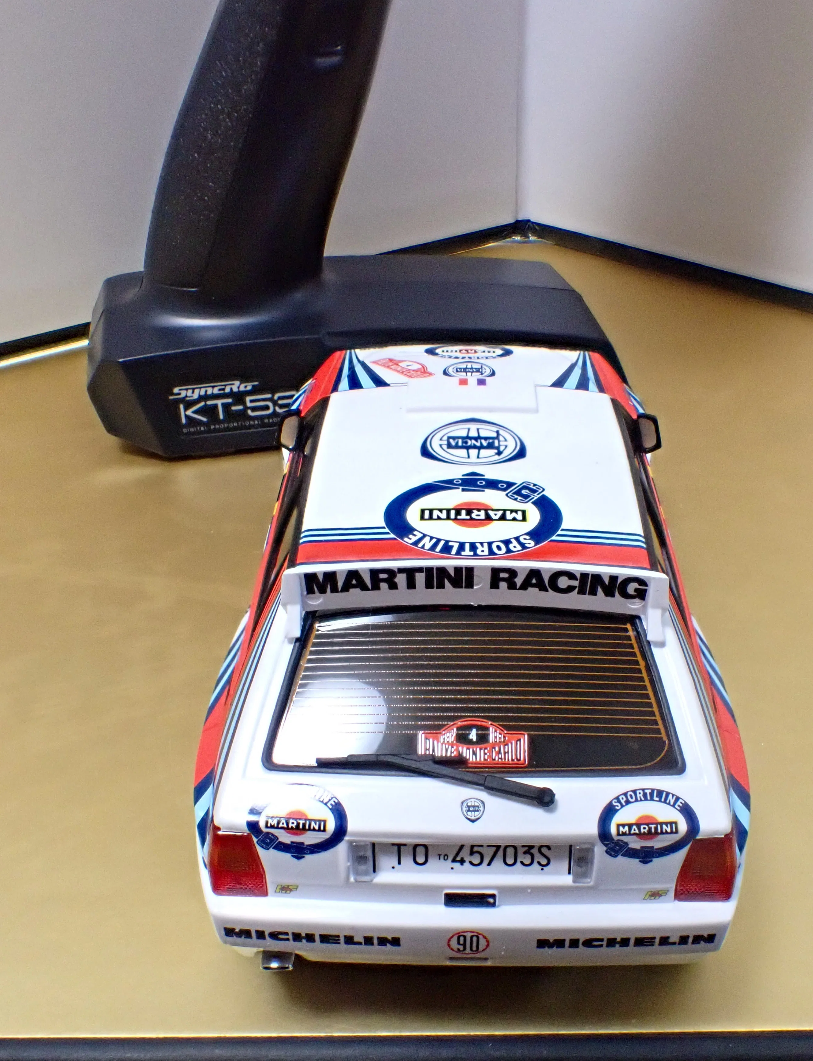 ミニッツレーサー AWD ランチアデルタ・インテグラーレ｜セるしうす