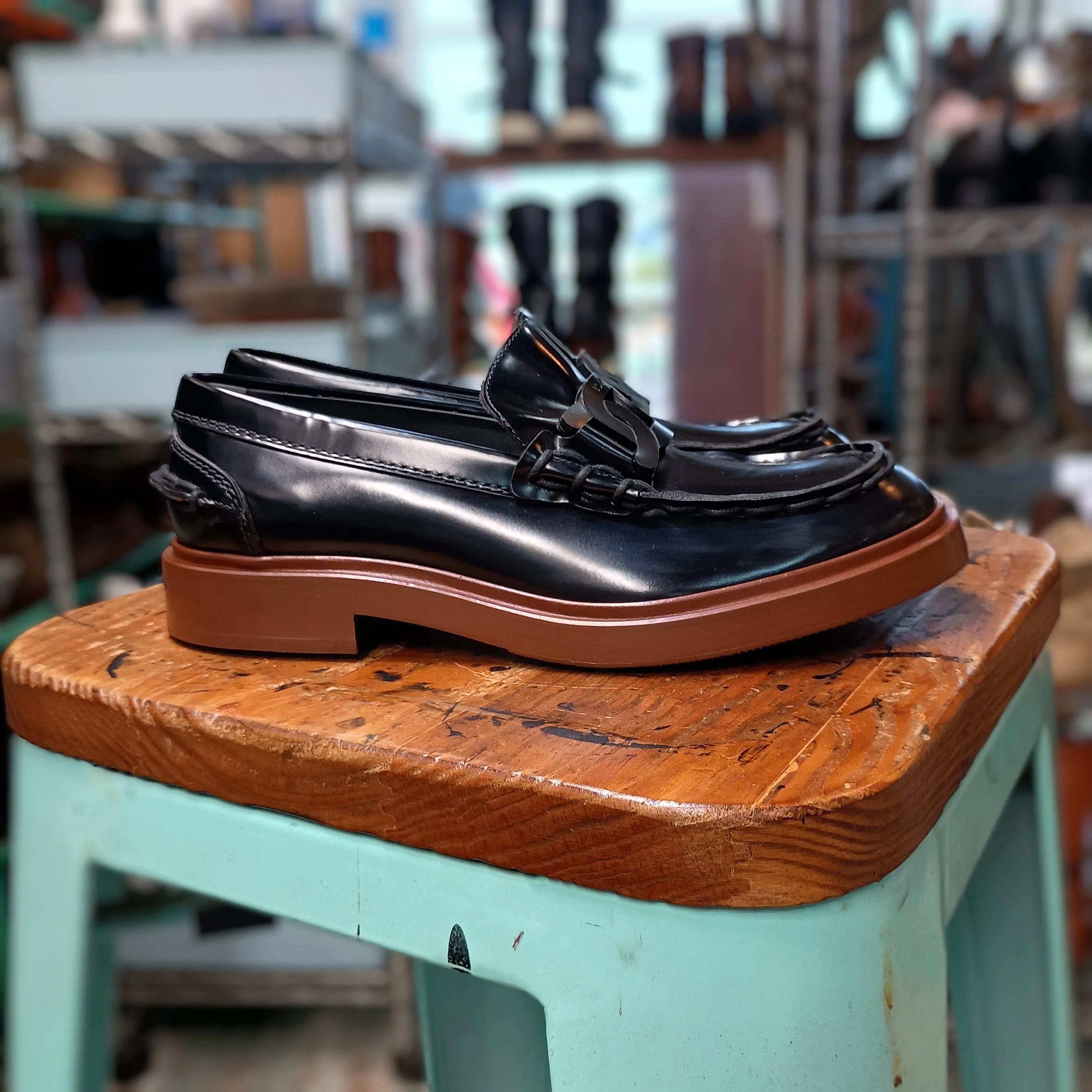 ハーフラバー補修】TOD'Sのローファーのハーフラバー補強｜CREA Repair