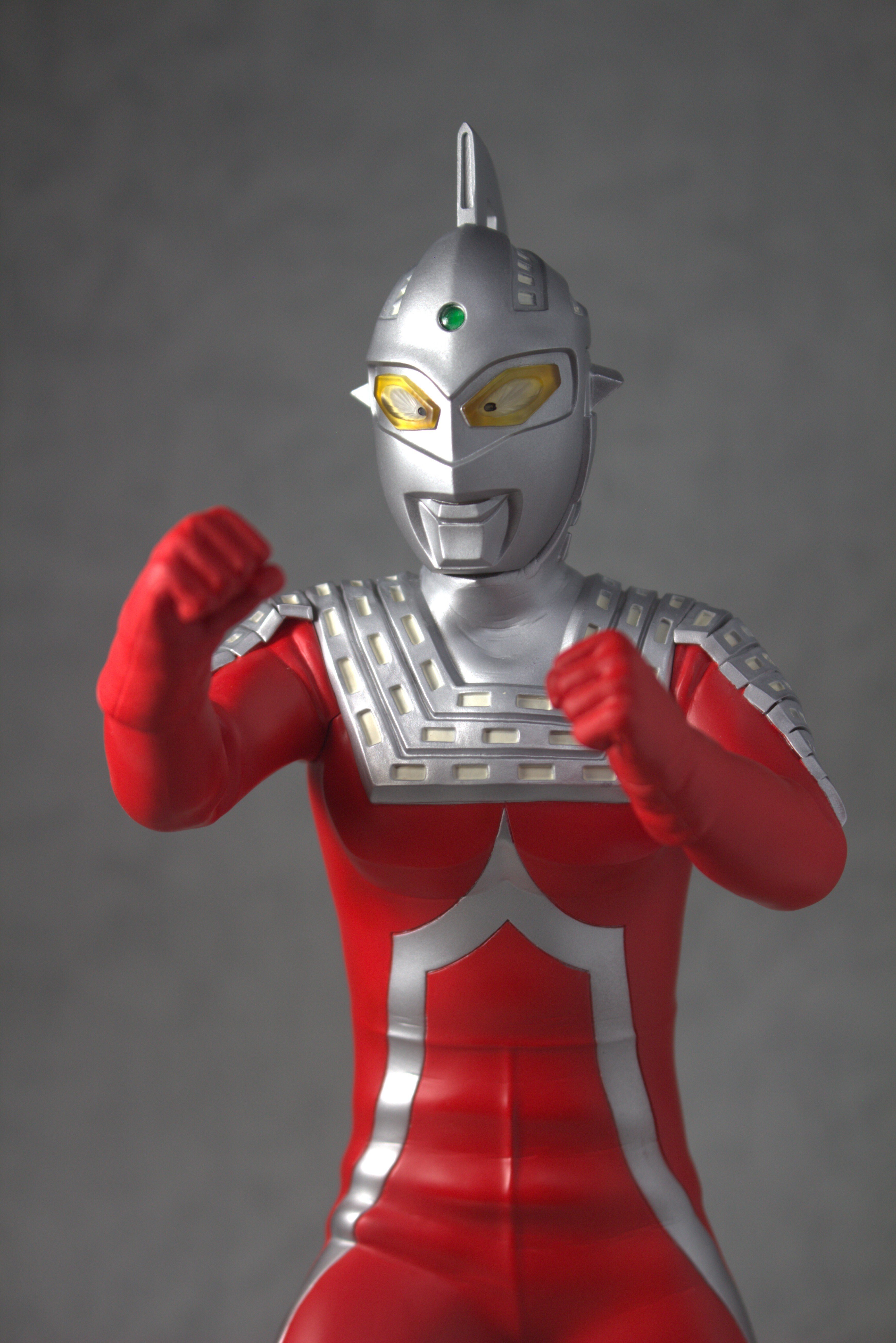 ウルトラ研究室 平成ウルトラセブン1999をガレージキット製作代行が
