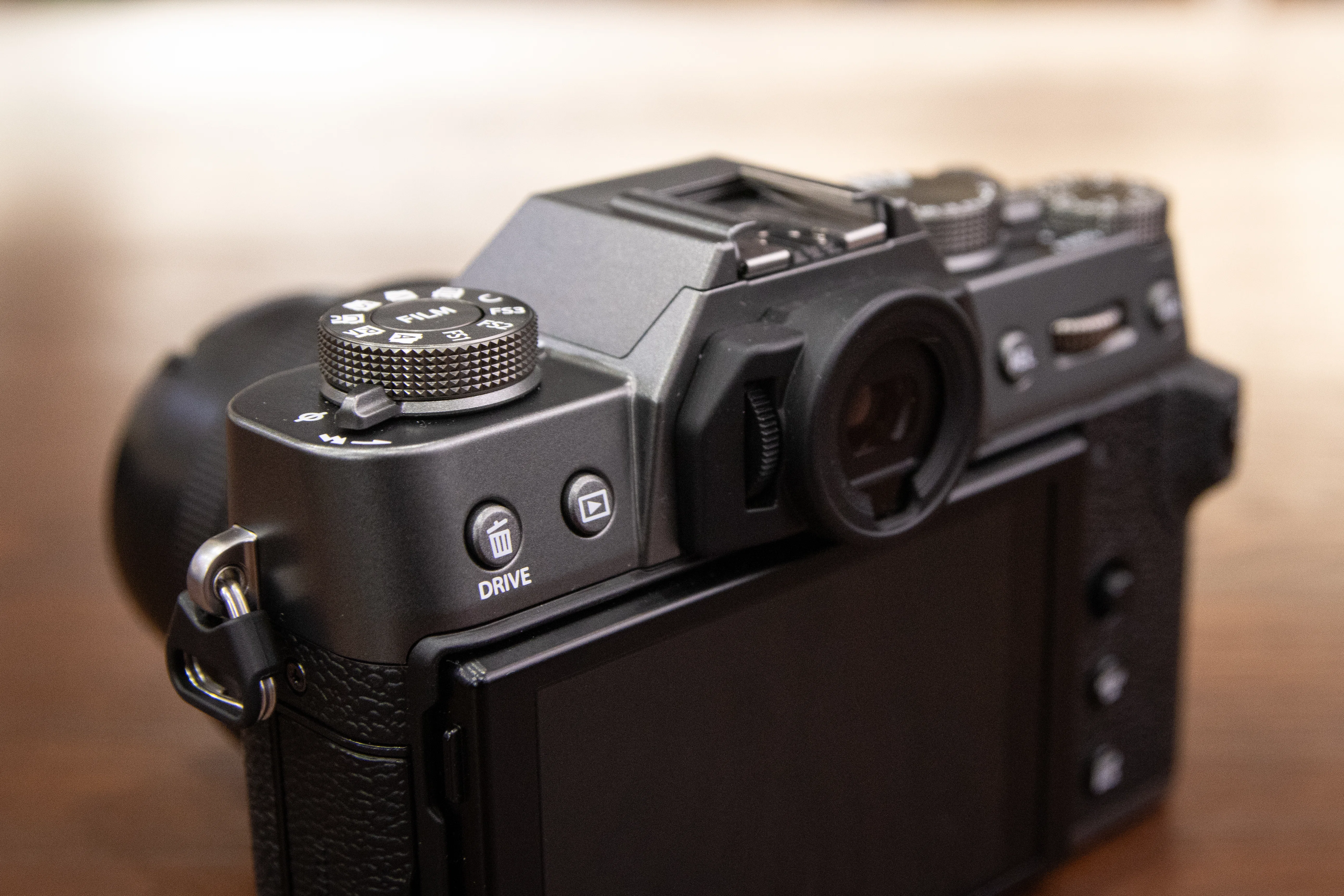 X-T30 III レンズキット」がやってきた｜タカノ / DUCK WORKS