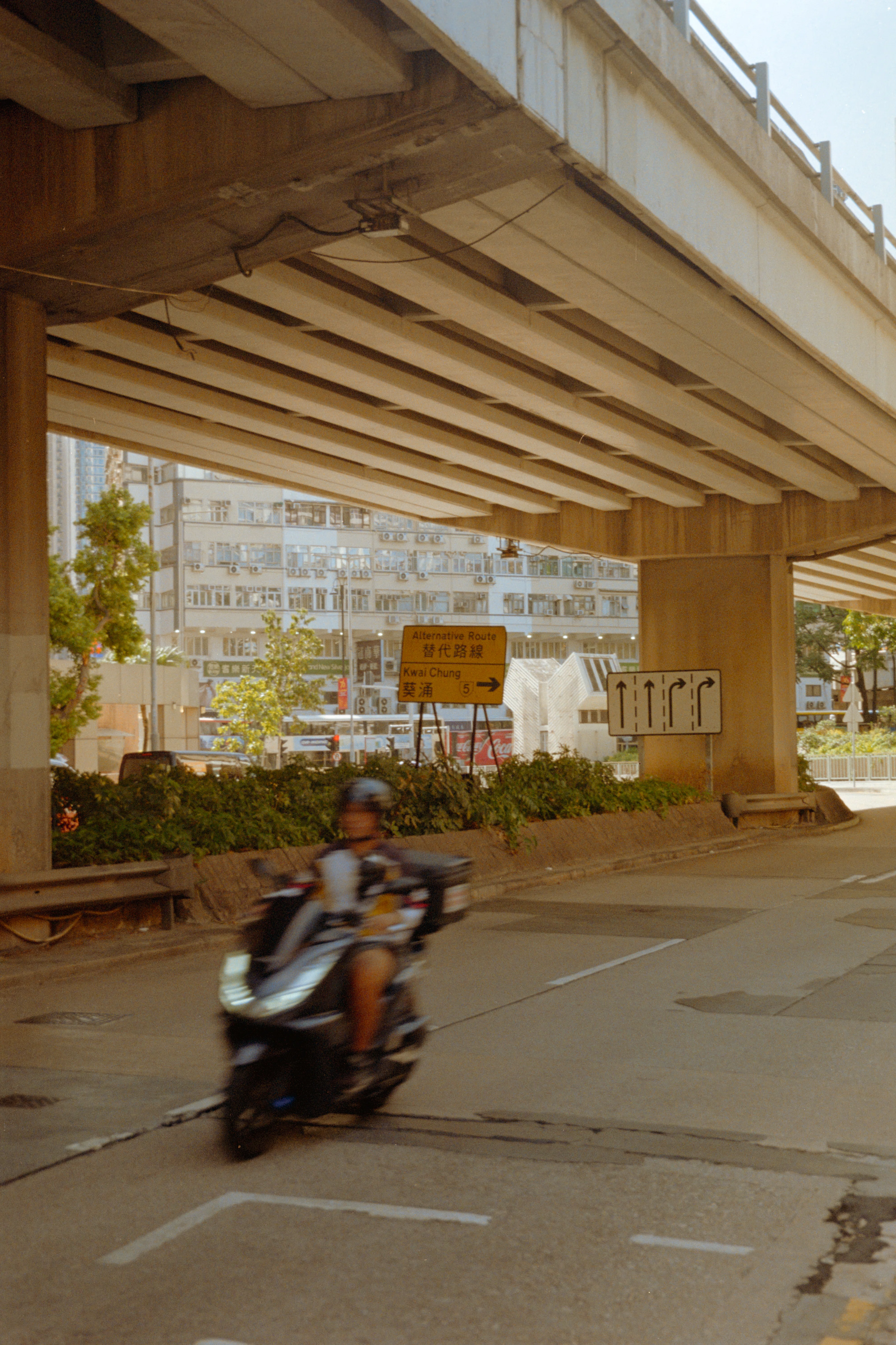 フィルムで歩く、香港。｜カオスの街の風景｜Kenta Mizune