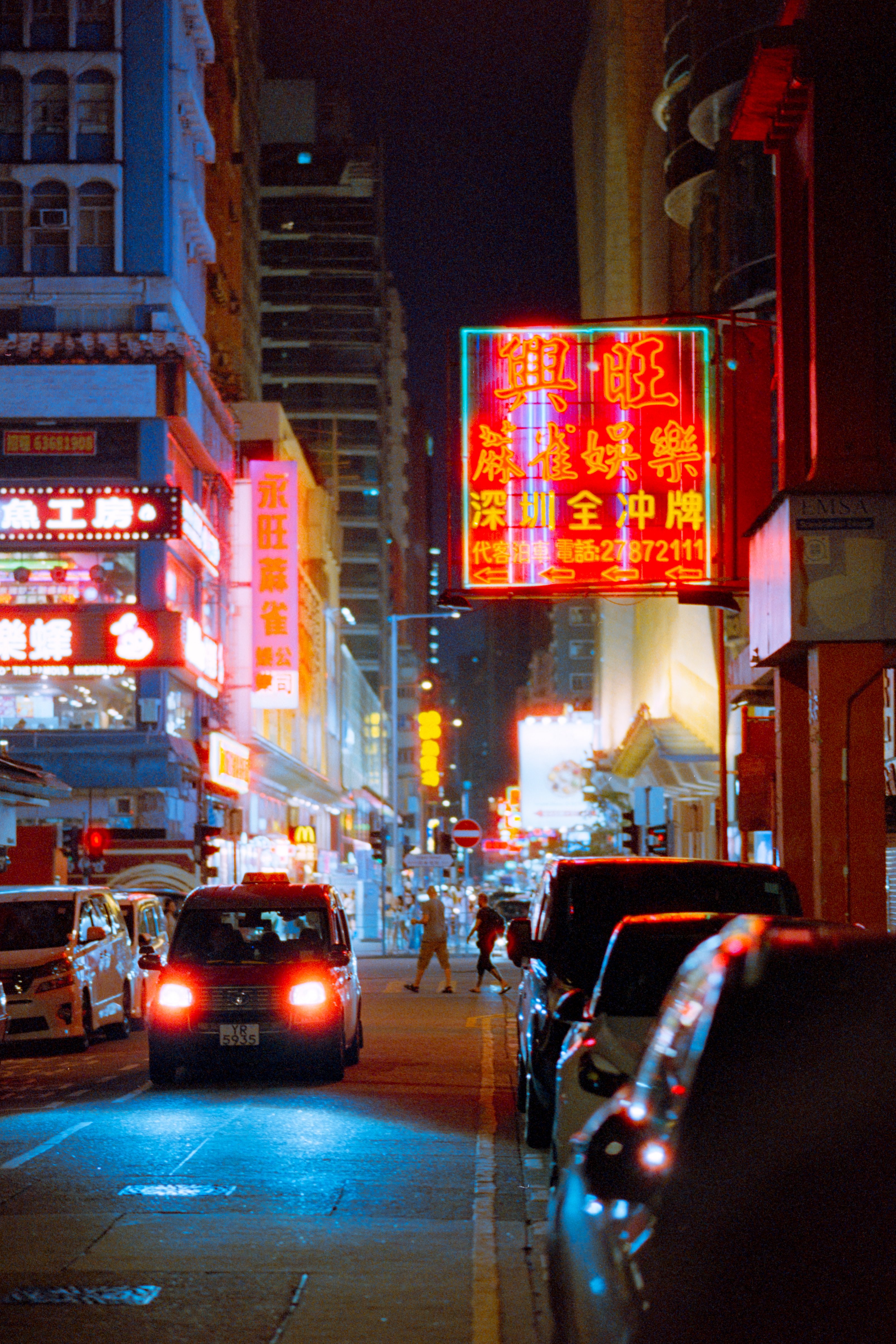 フィルムで歩く、香港。｜カオスの街の風景｜Kenta Mizune